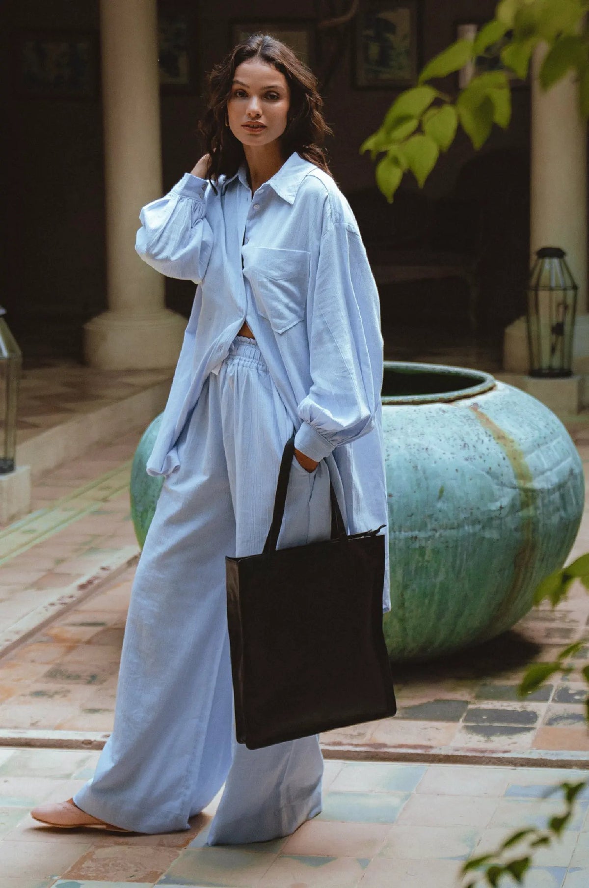 Lifestyle Leather Tote Bag by ELF