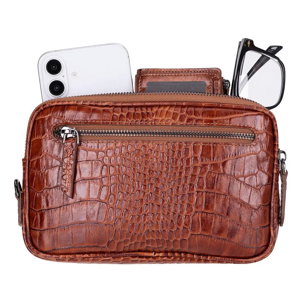 Noma Leather Clutch Bag by TORONATA