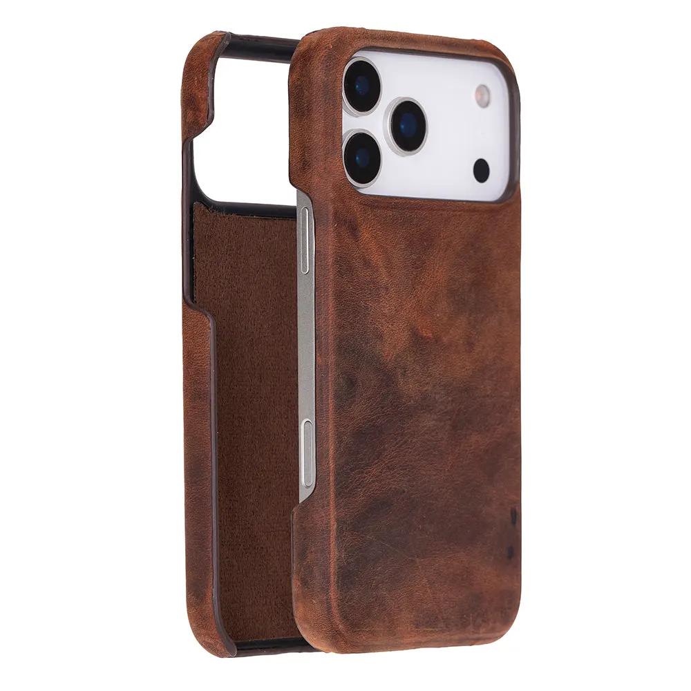 Bisbee Leather iPhone 17 Pro Case by TORONATA