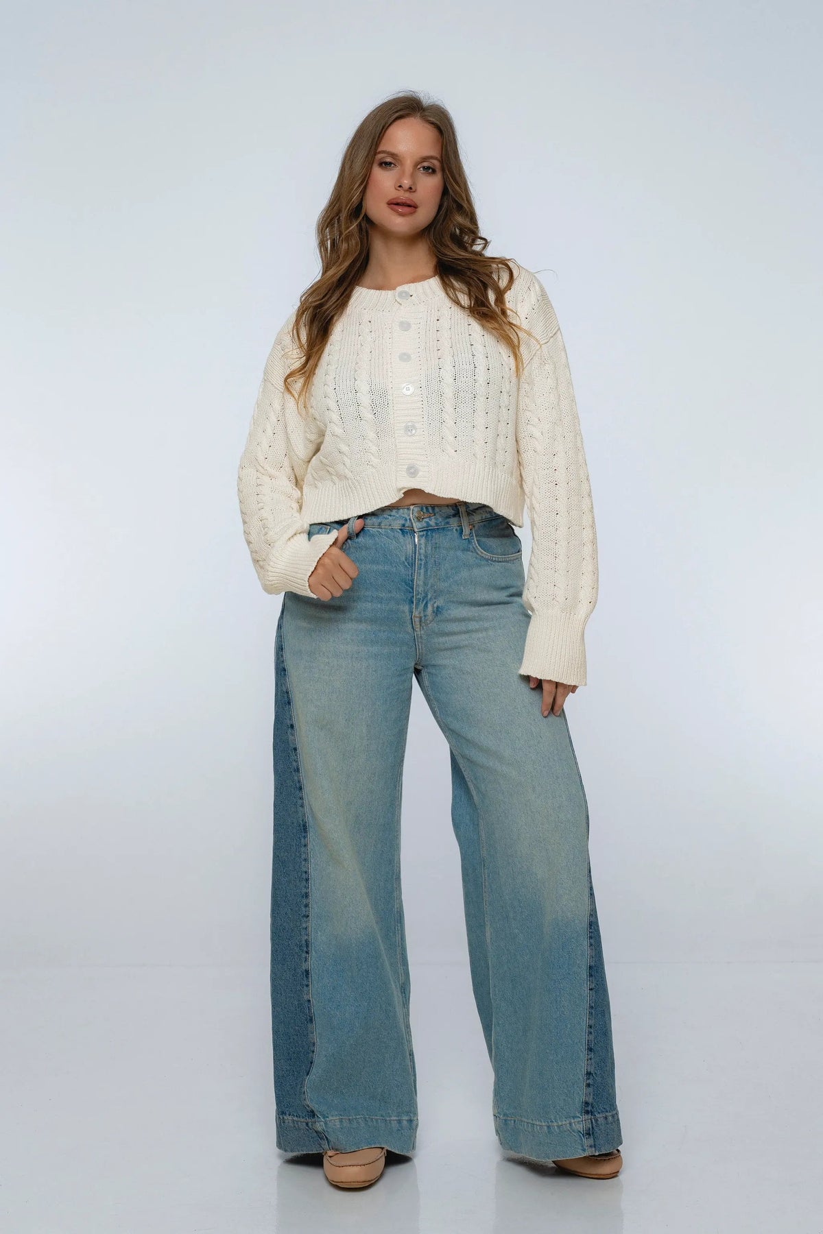 Parisse Cropped Knitted Cardigan by ELF