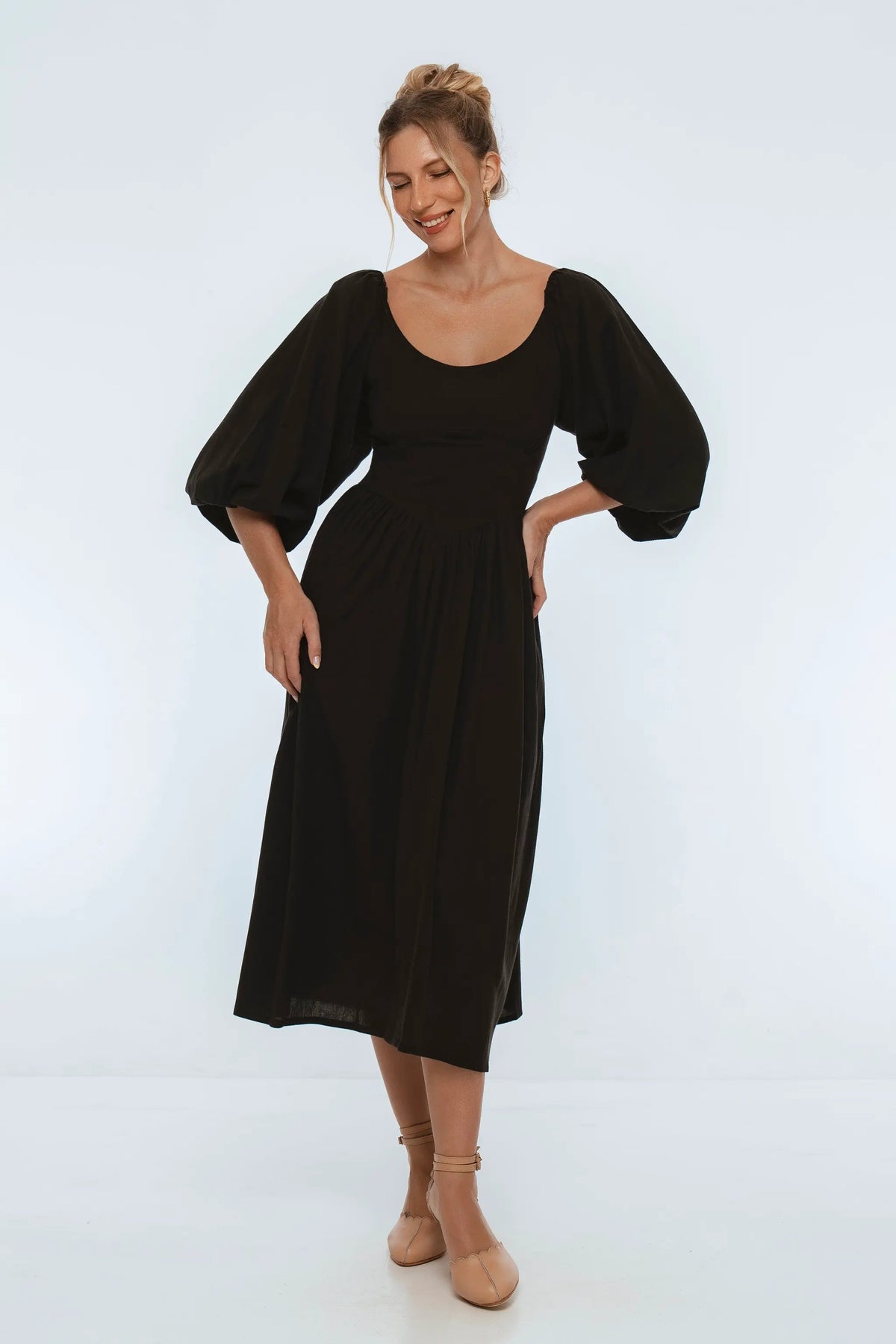 Genevieve Puff Sleeve Midi Dress by ELF