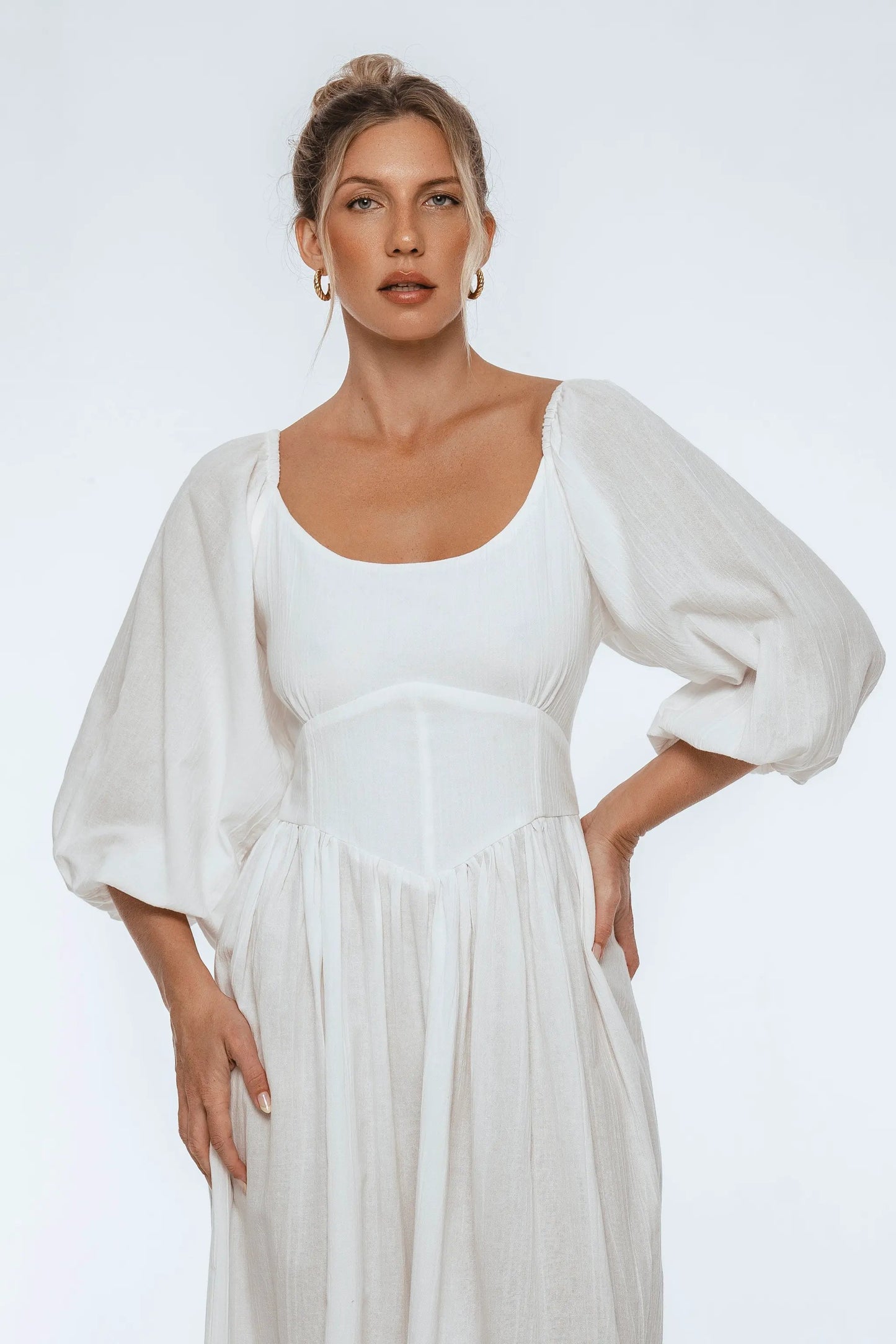 Genevieve Puff Sleeve Midi Dress by ELF