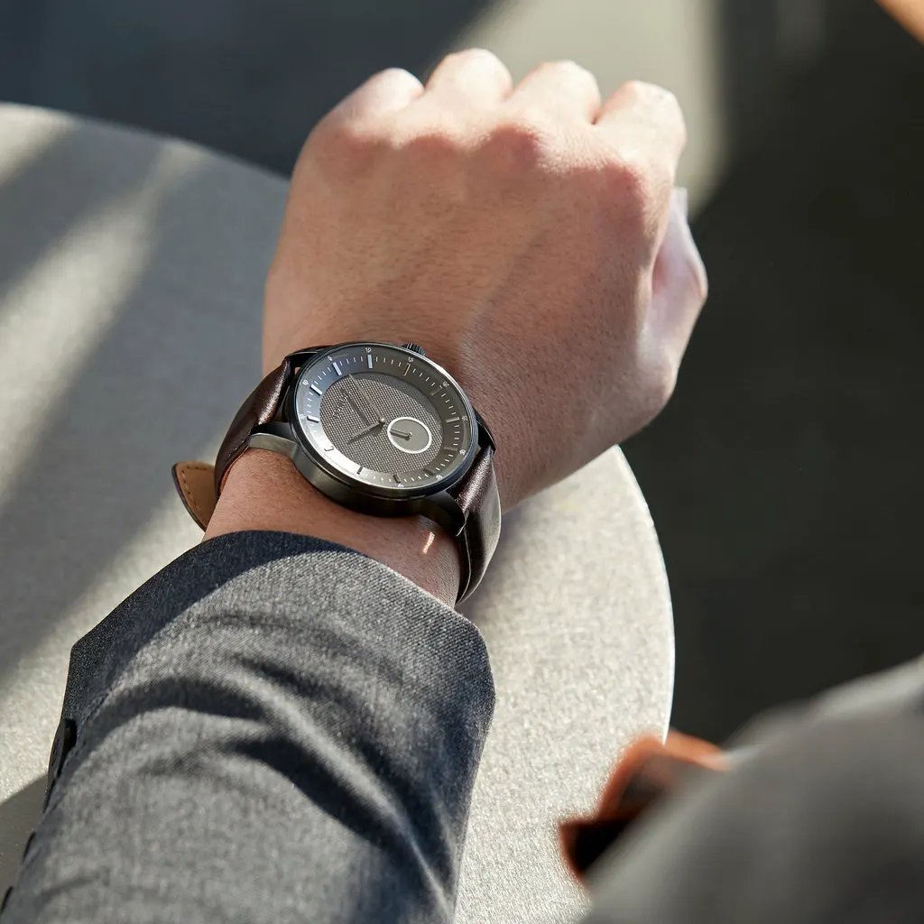 Trnda Men's Stainless Steel Watch, Brown Leather Band | Trnda-001 by TRNDA