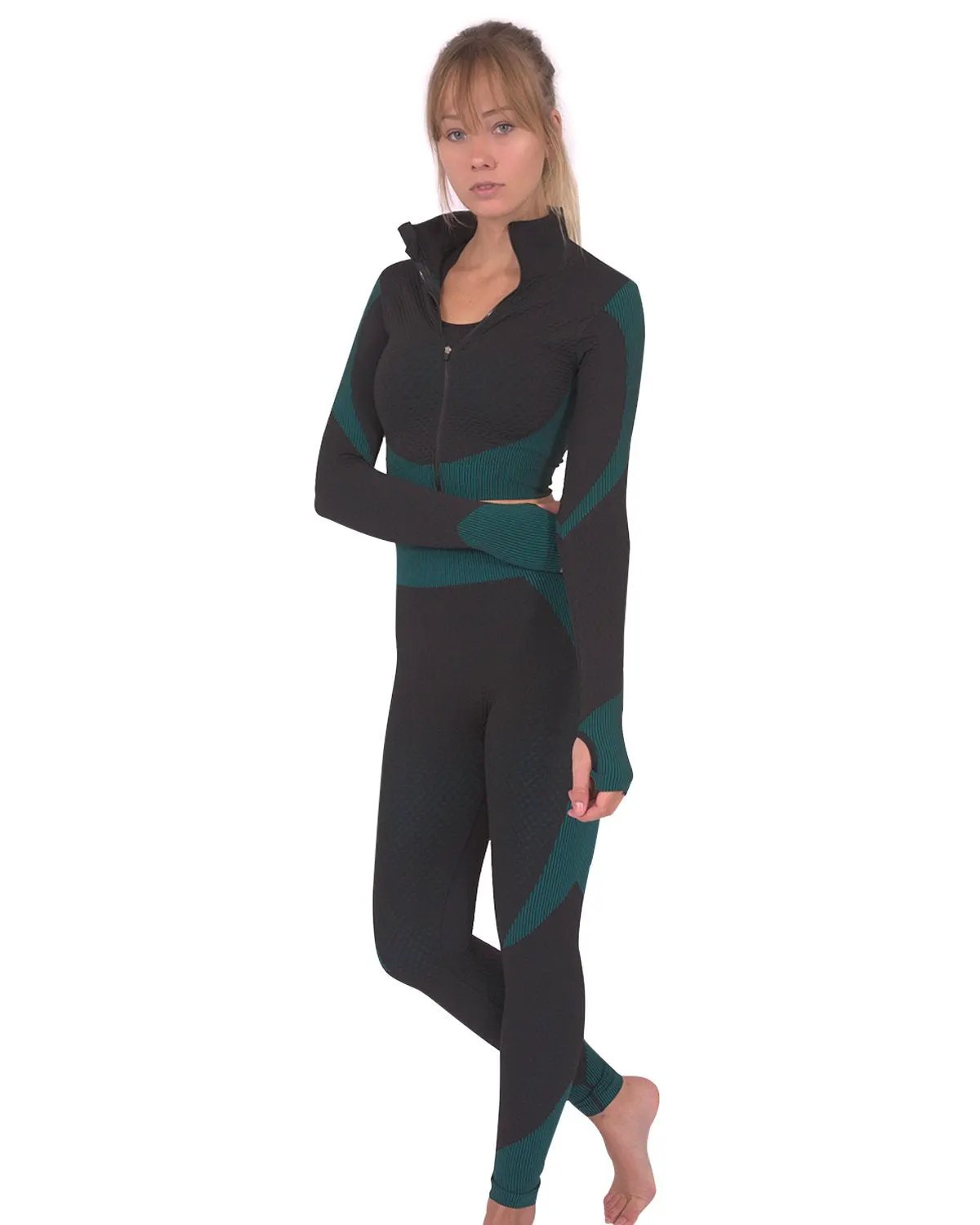 Trois Seamless Sports Bra - Black With Teal Blue by Savoy Active