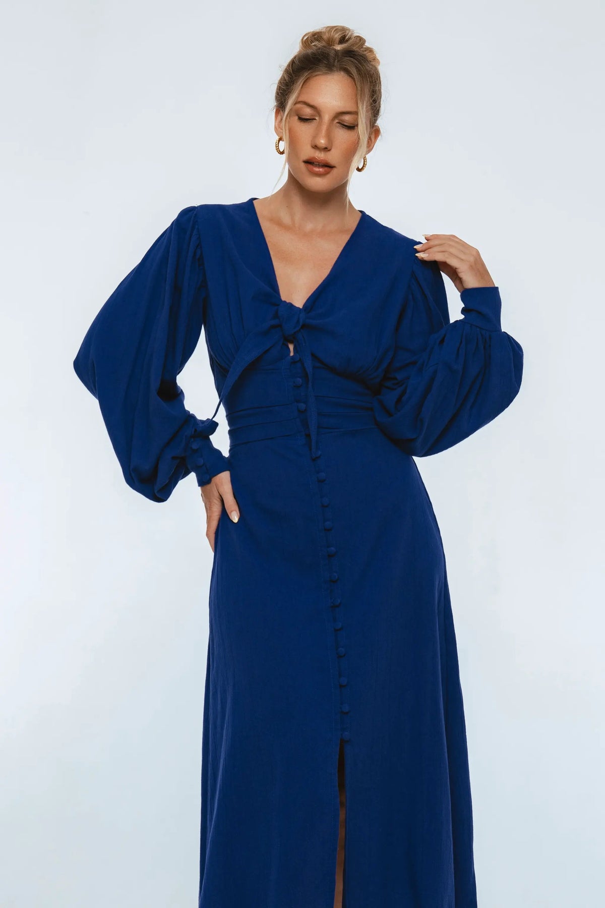 Velvet Sky Long Sleeve Linen Midi Dress by ELF