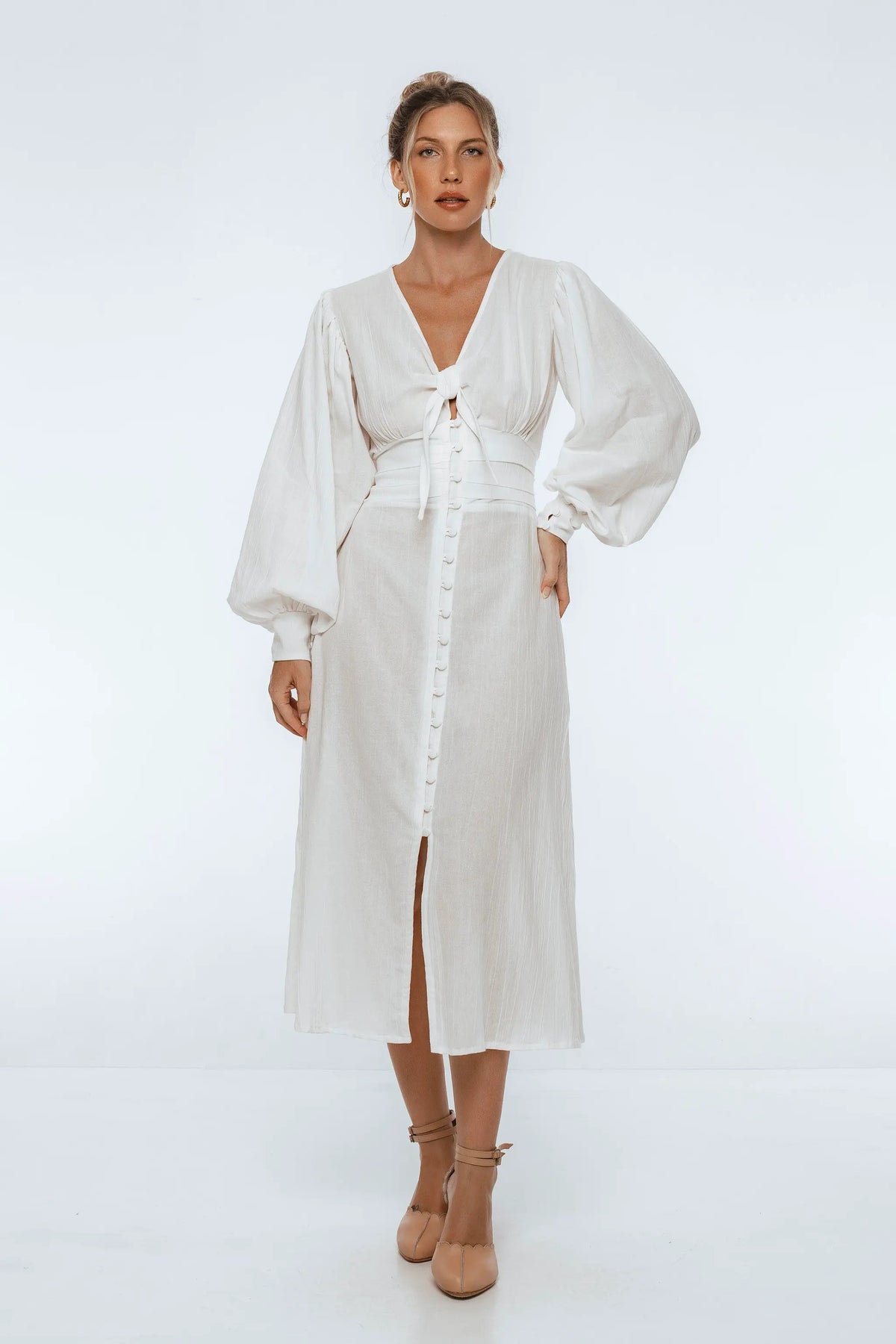 Velvet Sky Long Sleeve Linen Midi Dress by ELF