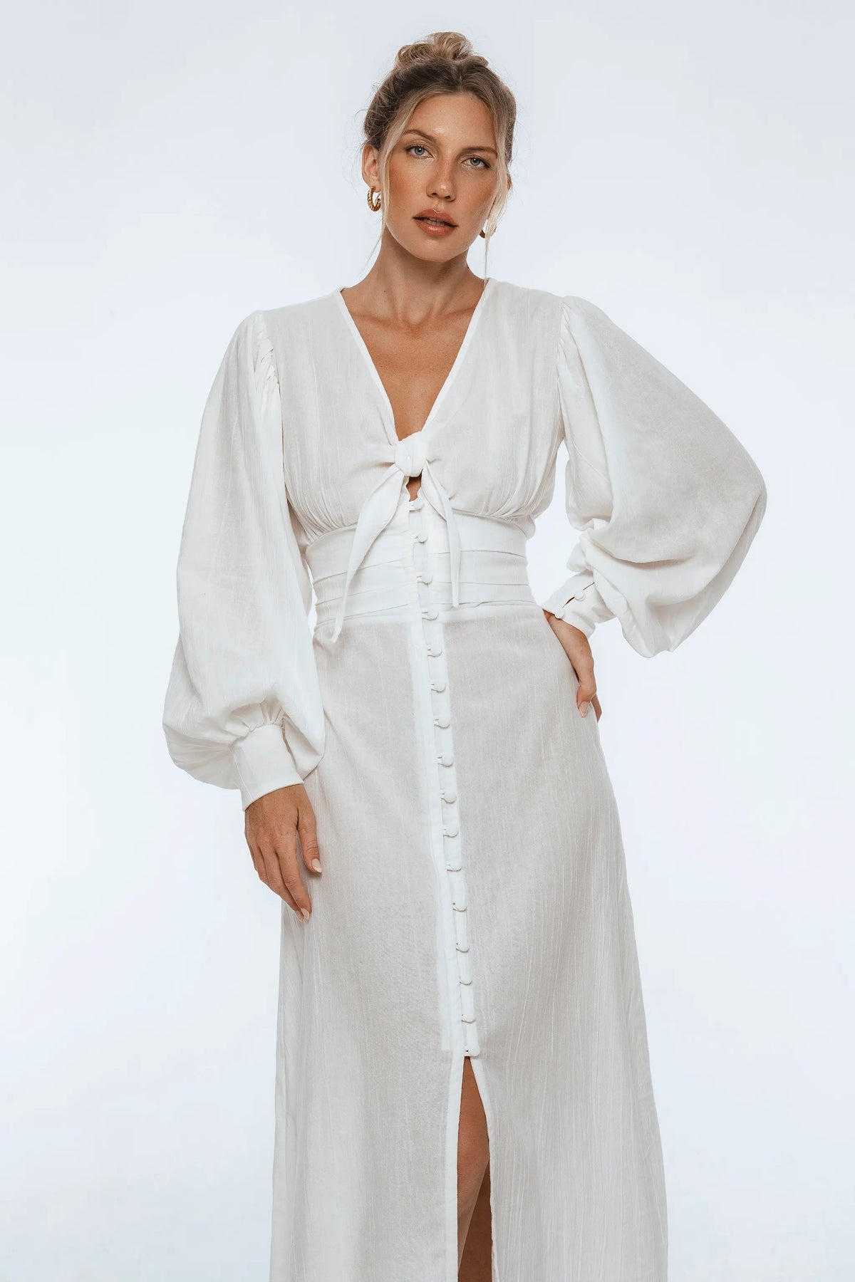 Velvet Sky Long Sleeve Linen Midi Dress by ELF
