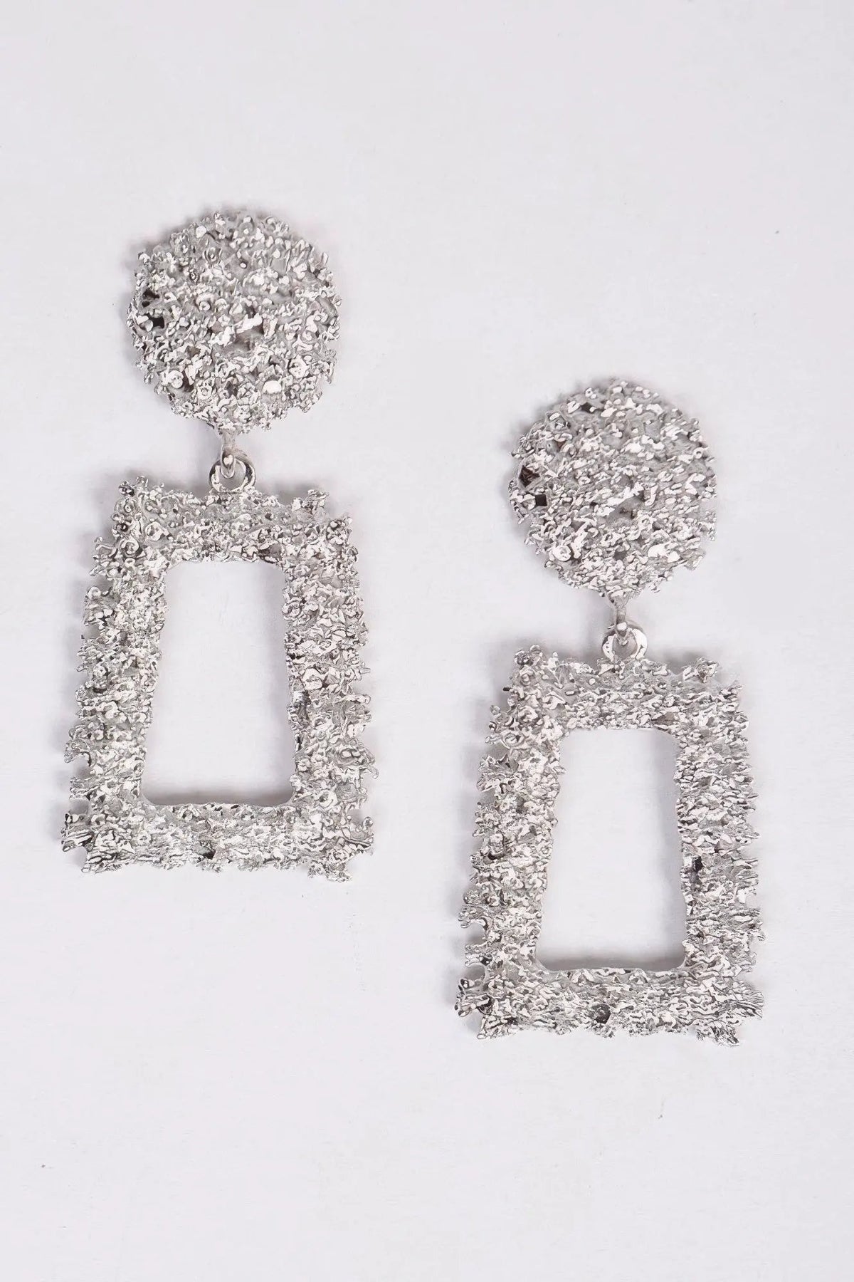 WOMEN'S EARRINGS Trending Prêt-à-Porter New Collection WASHINGTON SQUARE BYMANYC ® New York by BYMANYC New York