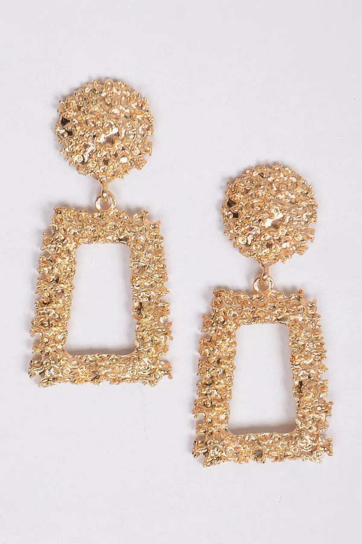WOMEN'S EARRINGS Trending Prêt-à-Porter New Collection WASHINGTON SQUARE BYMANYC ® New York by BYMANYC New York