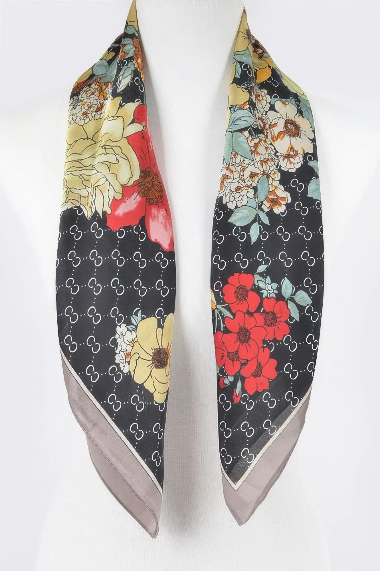 WOMEN'S SCARVES Eco-Friendly Prêt-à-Porter New Collection SOHO BYMANYC ® New York by BYMANYC New York
