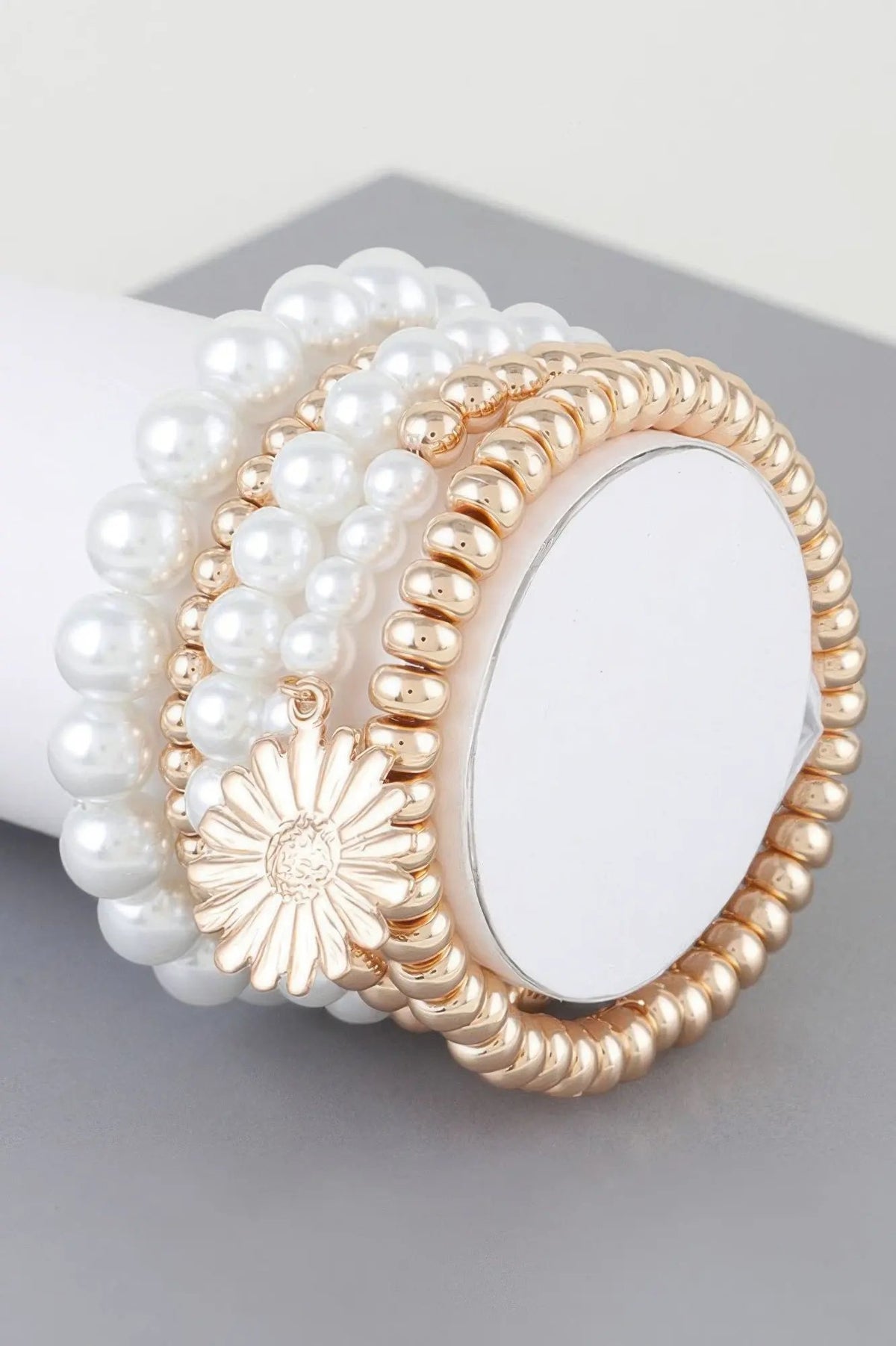 WOMEN'S BRACELETS Trending Prêt-à-Porter New Collection PORTLAND BYMANYC ® New York by BYMANYC New York