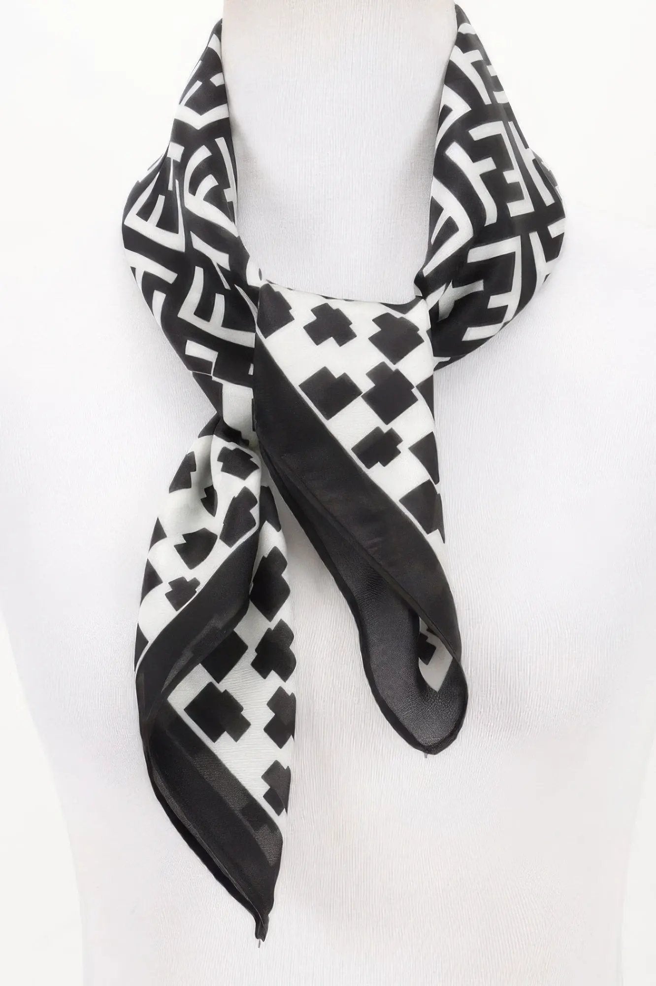 WOMEN'S SCARVES Eco-Friendly Prêt-à-Porter New Collection FLATIRON BYMANYC ® New York by BYMANYC New York