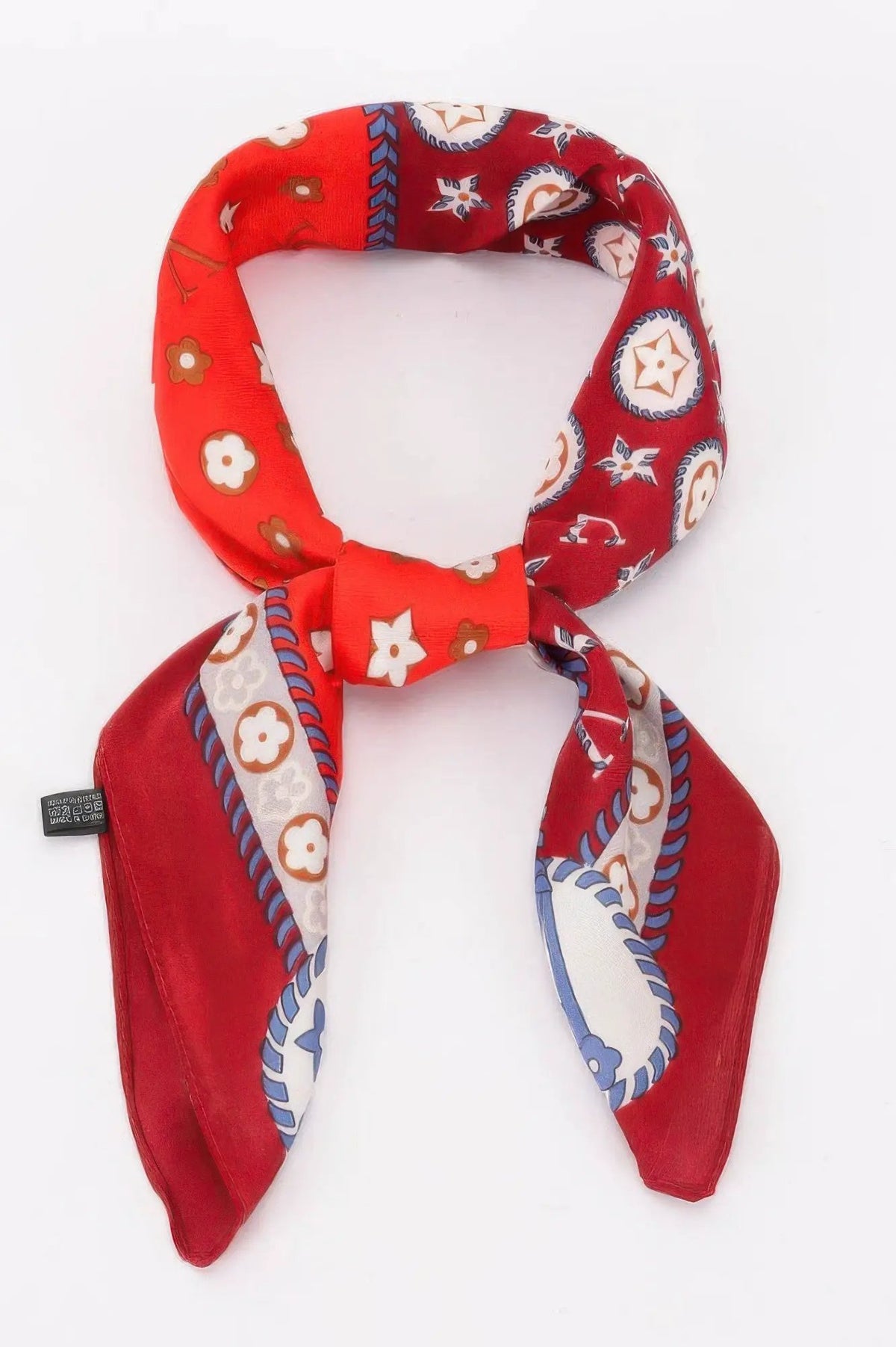 WOMEN'S SCARVES Eco-Friendly Prêt-à-Porter New Collection HUDSON YARDS BYMANYC ® New York by BYMANYC New York