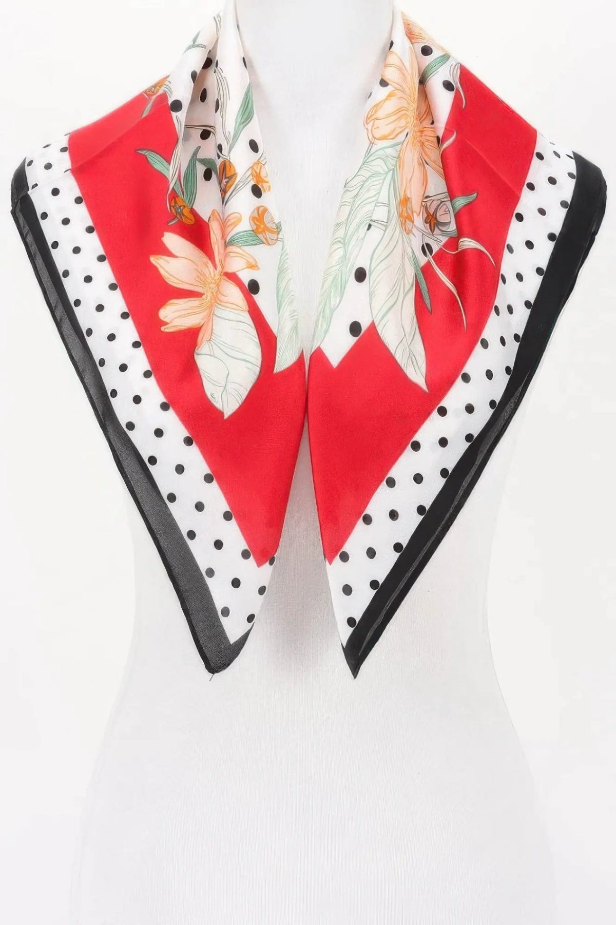 WOMEN'S SCARVES Eco-Friendly Prêt-à-Porter New Collection NOHO BYMANYC ® New York by BYMANYC New York