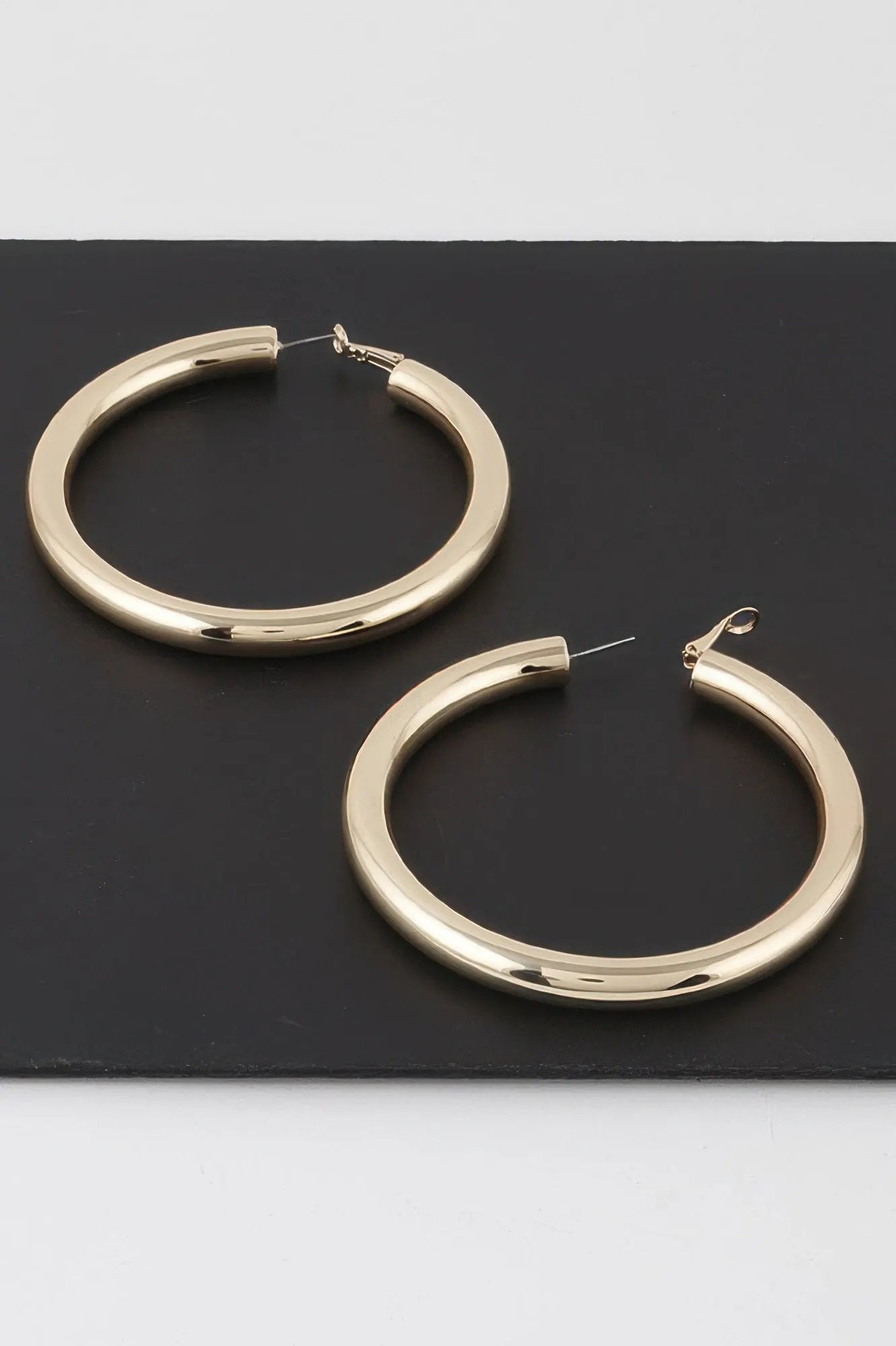 WOMEN'S EARRINGS Elegant Prêt-à-Porter New Collection GRAMERCY PARK BYMANYC ® New York-1
