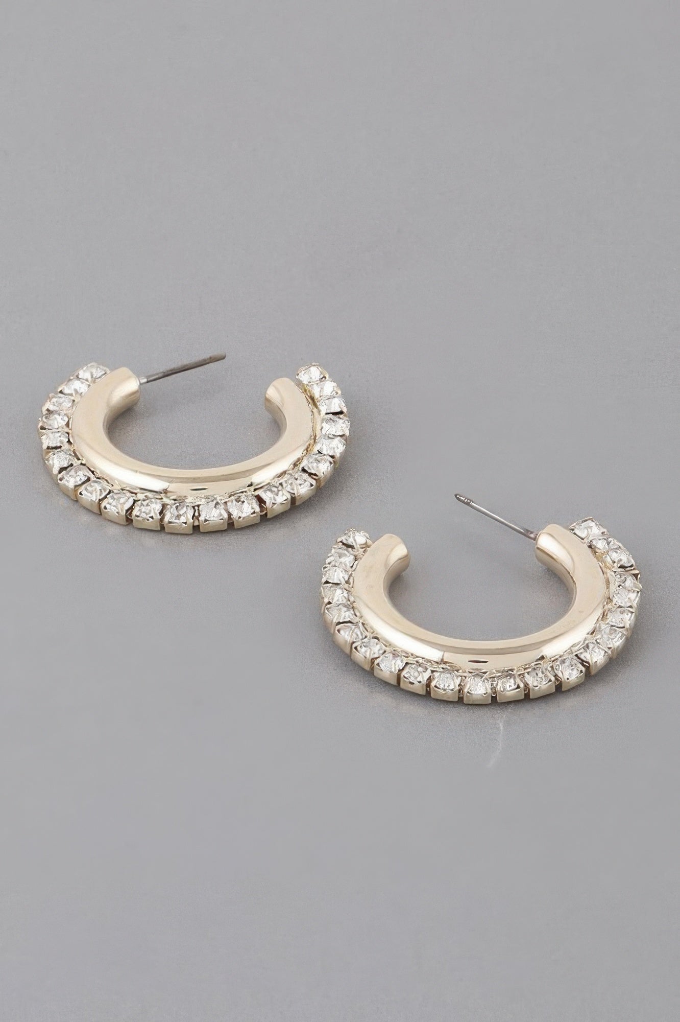 WOMEN'S EARRINGS Elegant Prêt-à-Porter New Collection UPPER EAST SIDE BYMANYC ® New York by BYMANYC New York
