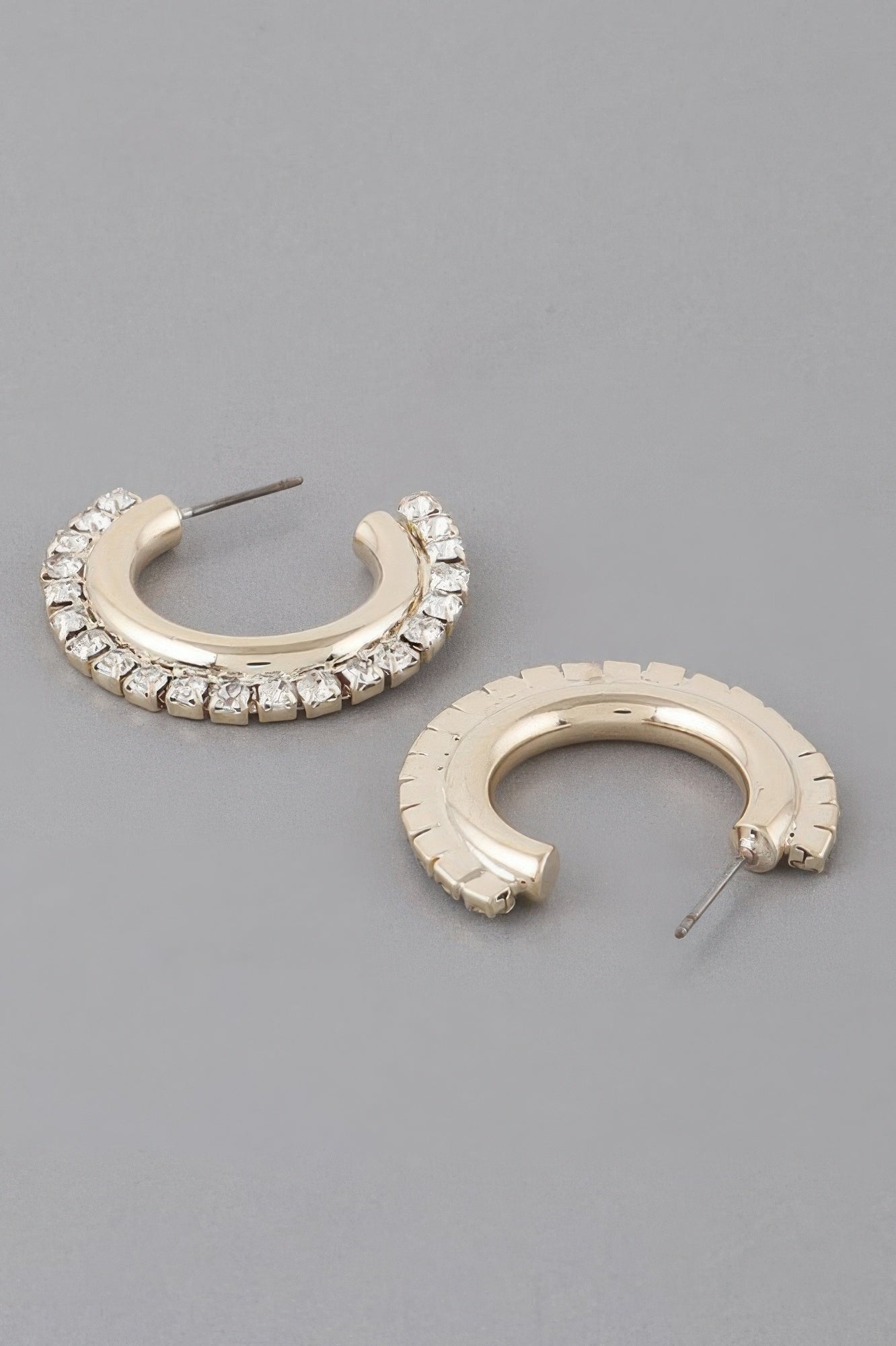 WOMEN'S EARRINGS Elegant Prêt-à-Porter New Collection UPPER EAST SIDE BYMANYC ® New York by BYMANYC New York