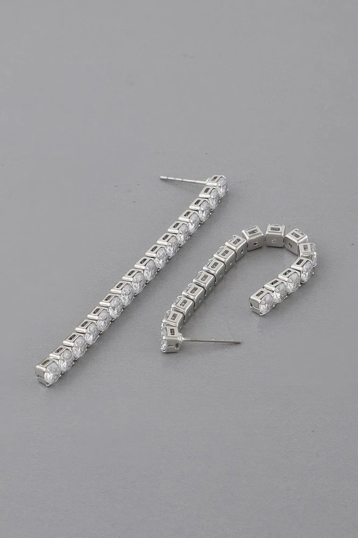 WOMEN'S EARRINGS Jewelry Prêt-à-Porter New Collection CHICAGO BYMANYC ® New York by BYMANYC New York