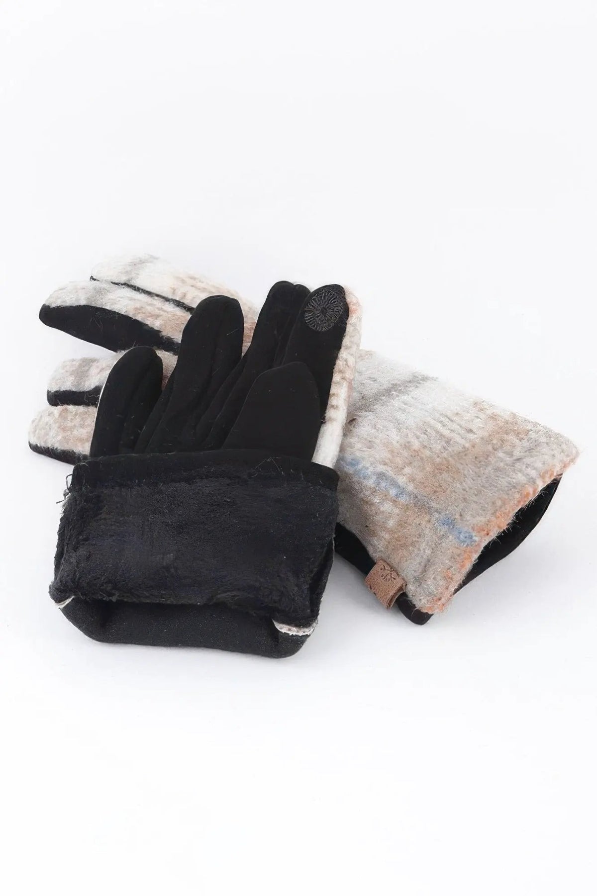 WOMEN'S GLOVES Eco-Friendly Prêt-à-Porter New Collection SOHO BYMANYC ® New York by BYMANYC New York