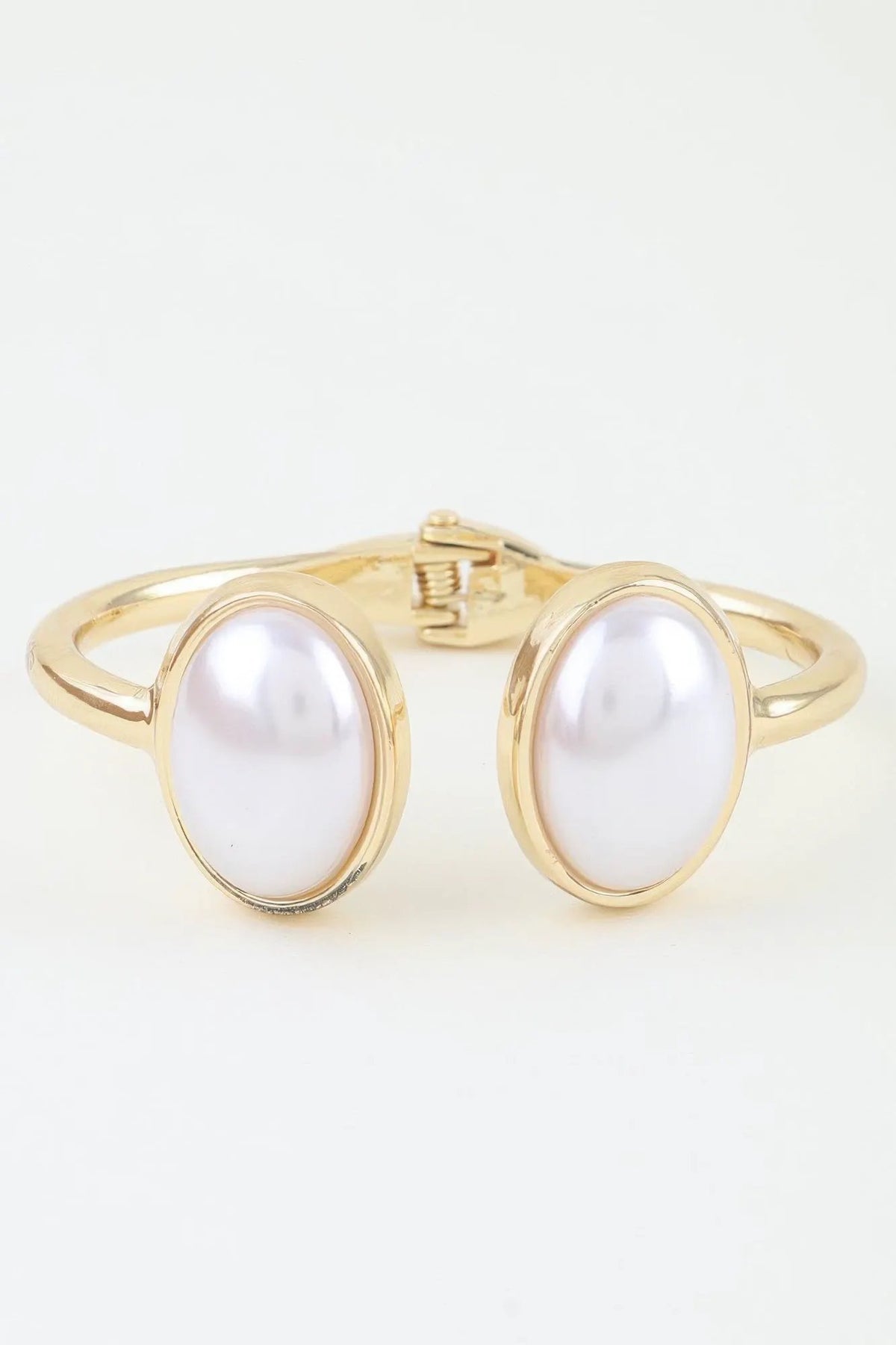 Women's Bracelet Cuff Pearl BYMANYC ® New York MADISON PEARL CUFF - New Collection by BYMANYC New York