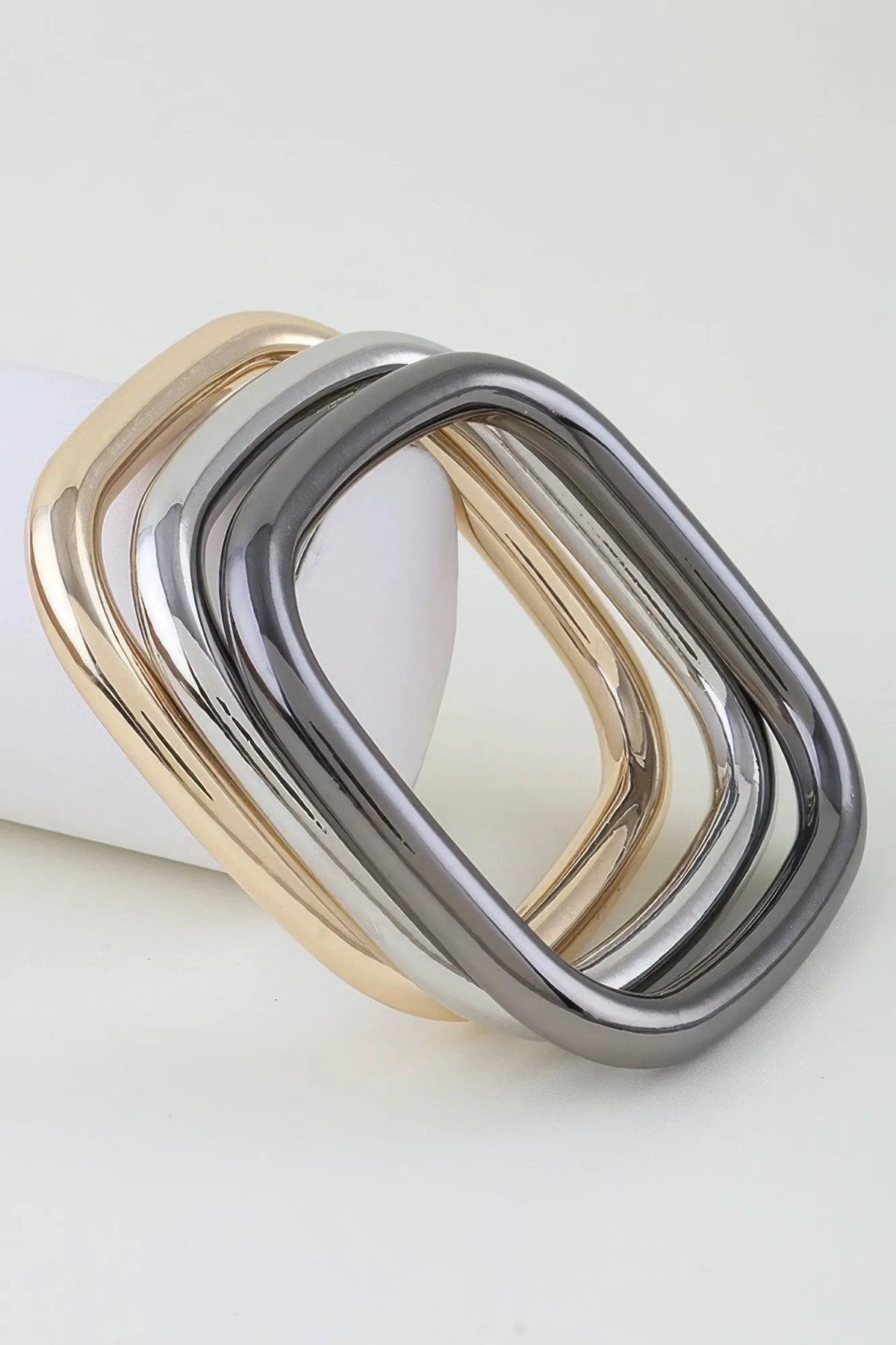 WOMEN'S BRACELETS Trending Prêt-à-Porter New Collection MADISON AVENUE BYMANYC ® New York by BYMANYC New York