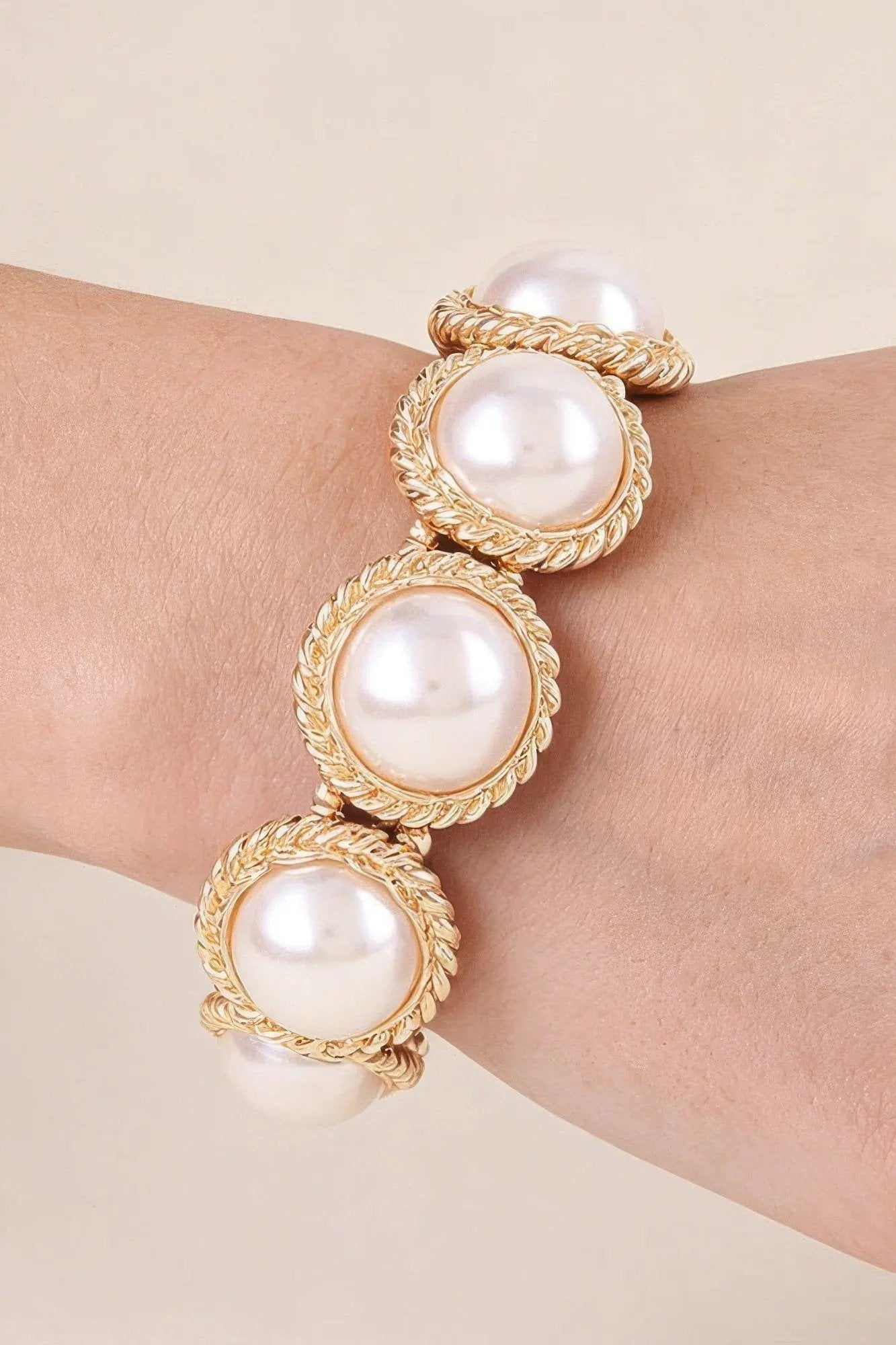 WOMEN'S BRACELETS Trending Prêt-à-Porter New Collection MEATPACKING BYMANYC ® New York by BYMANYC New York