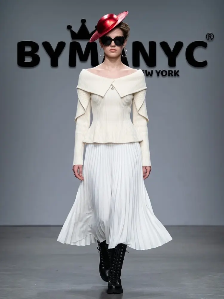 WOMEN'S SWEATERS Elegant Ecological Prêt-à-Porter New Collection HUDSON YARDS BYMANYC ® New York by BYMANYC ® New York