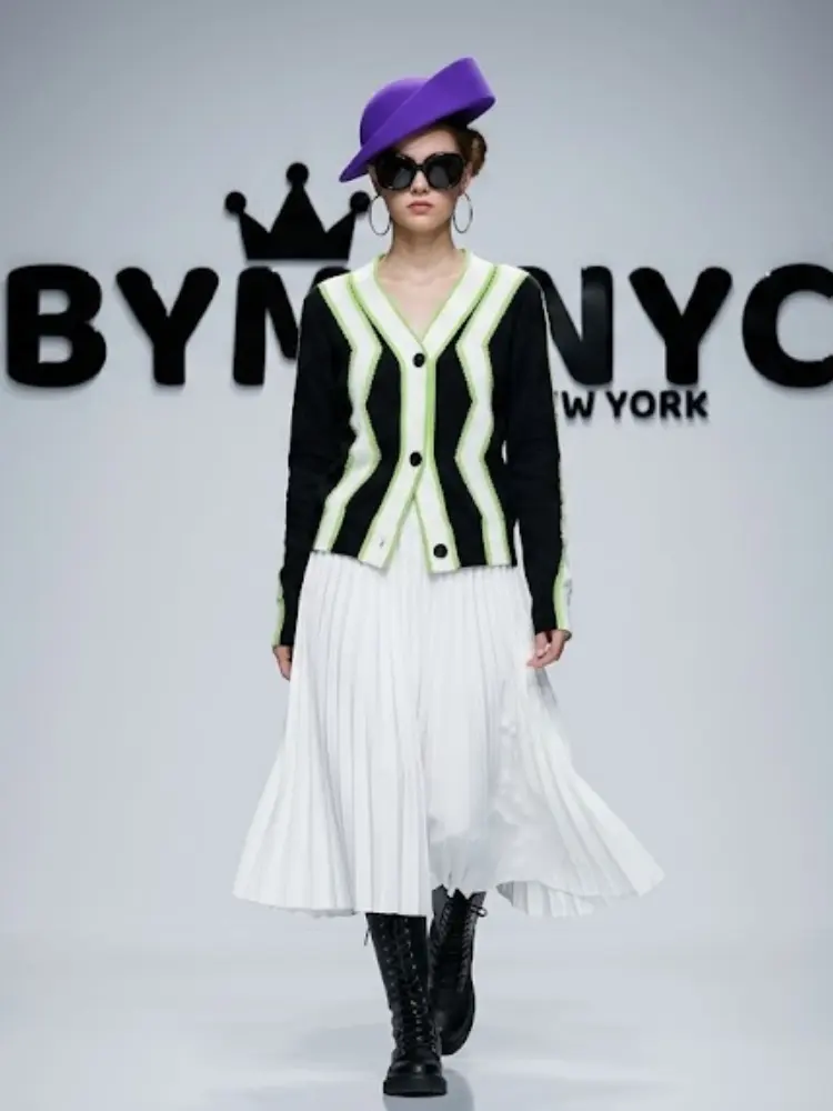 WOMEN'S SWEATERS Ecological Prêt-à-Porter New Collection FIFTH AVENUE BYMANYC ® New York by BYMANYC ® New York