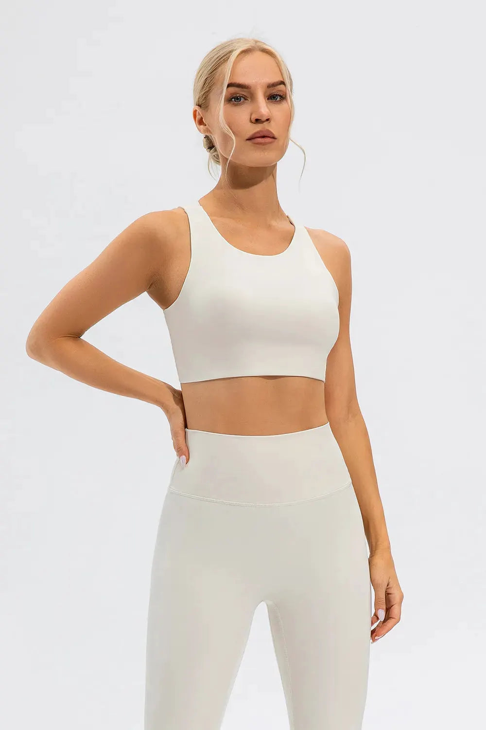 Round Neck Cutout Cropped Active Tank by Partner Label