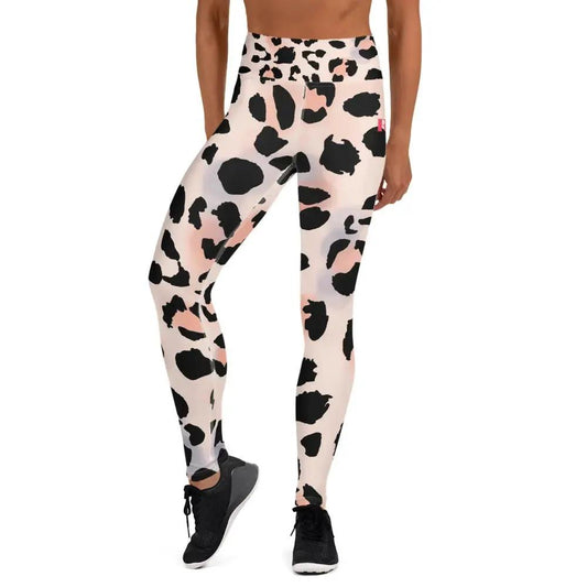 Yoga Leggings by Maiden-Art