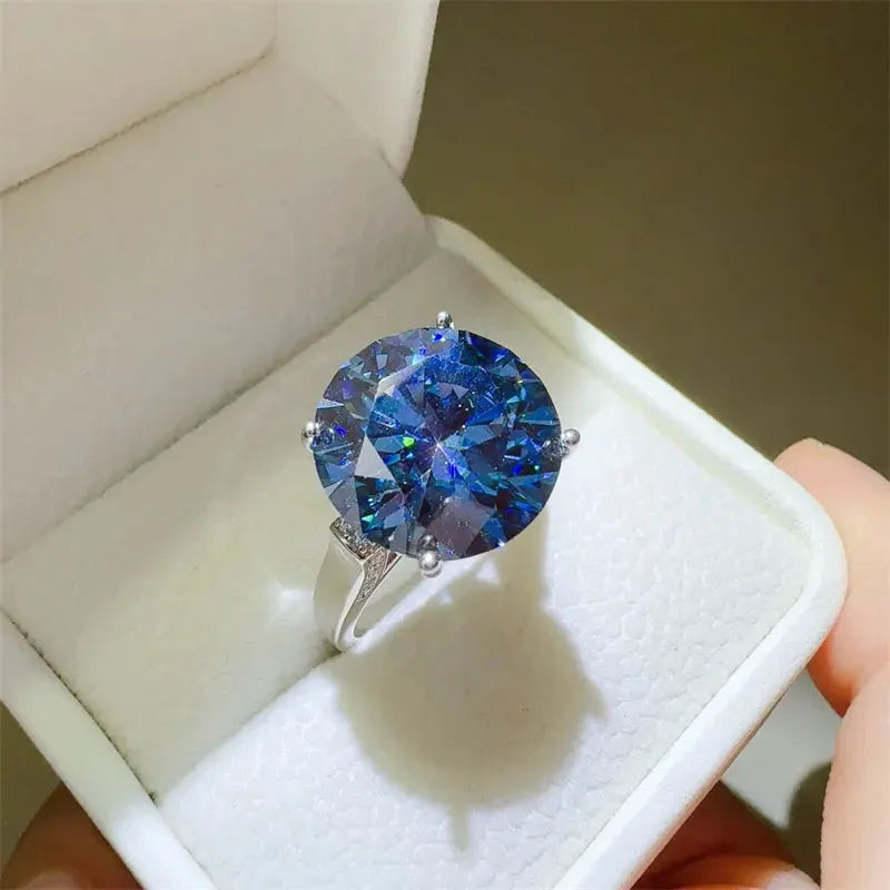 10 Carat 925 Sterling Silver Moissanite Ring by Partner Label