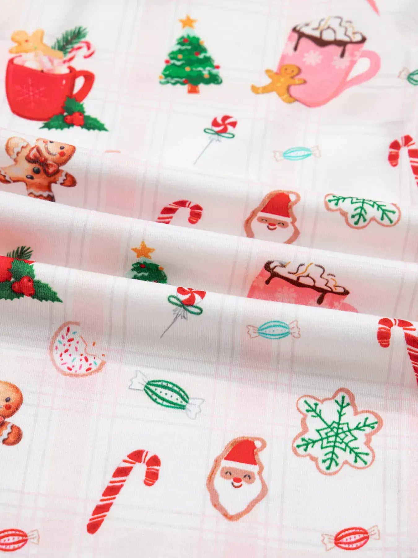 Christmas Spirit Cute Holiday Print Short Sleeve Shirt and Pants 2pcs Pajama Set by Partner Label