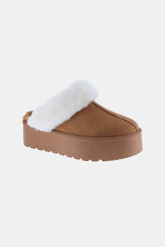 Weeboo Thick Bottom Fur Trim Snow Slippers by Weeboo