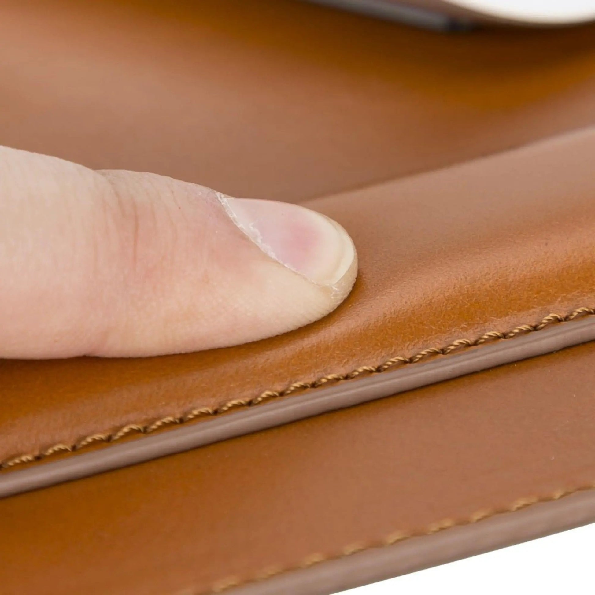 Boulder Full-Grain Leather Mouse Pad with Hand Support by TORONATA