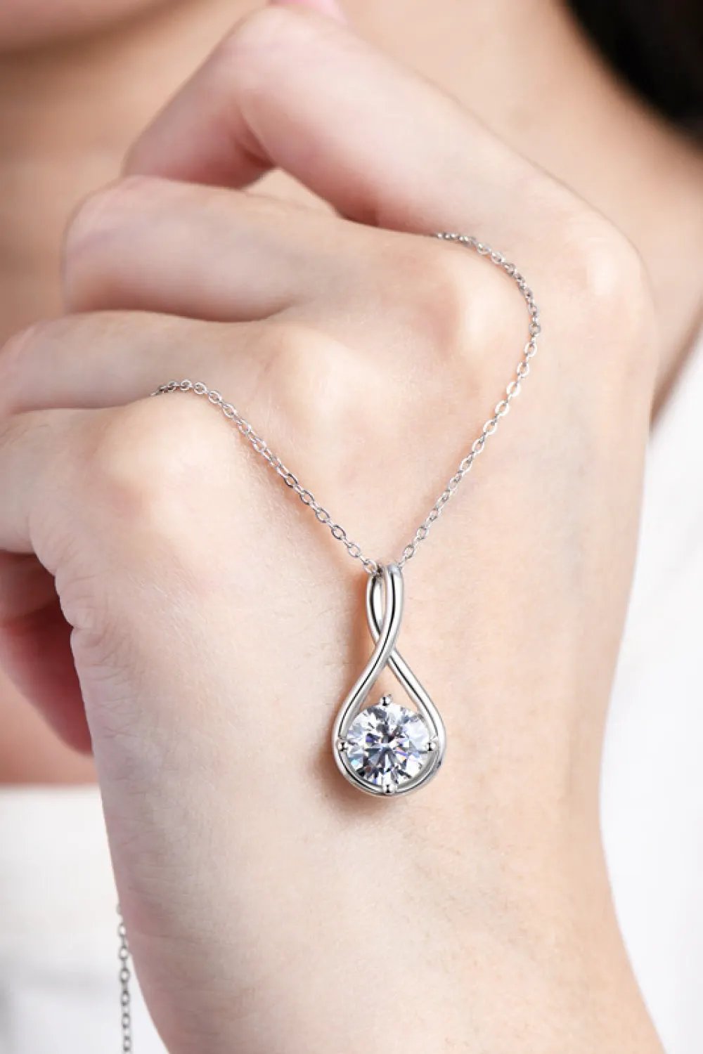 2 Carat Moissanite 925 Sterling Silver Necklace by Partner Labels