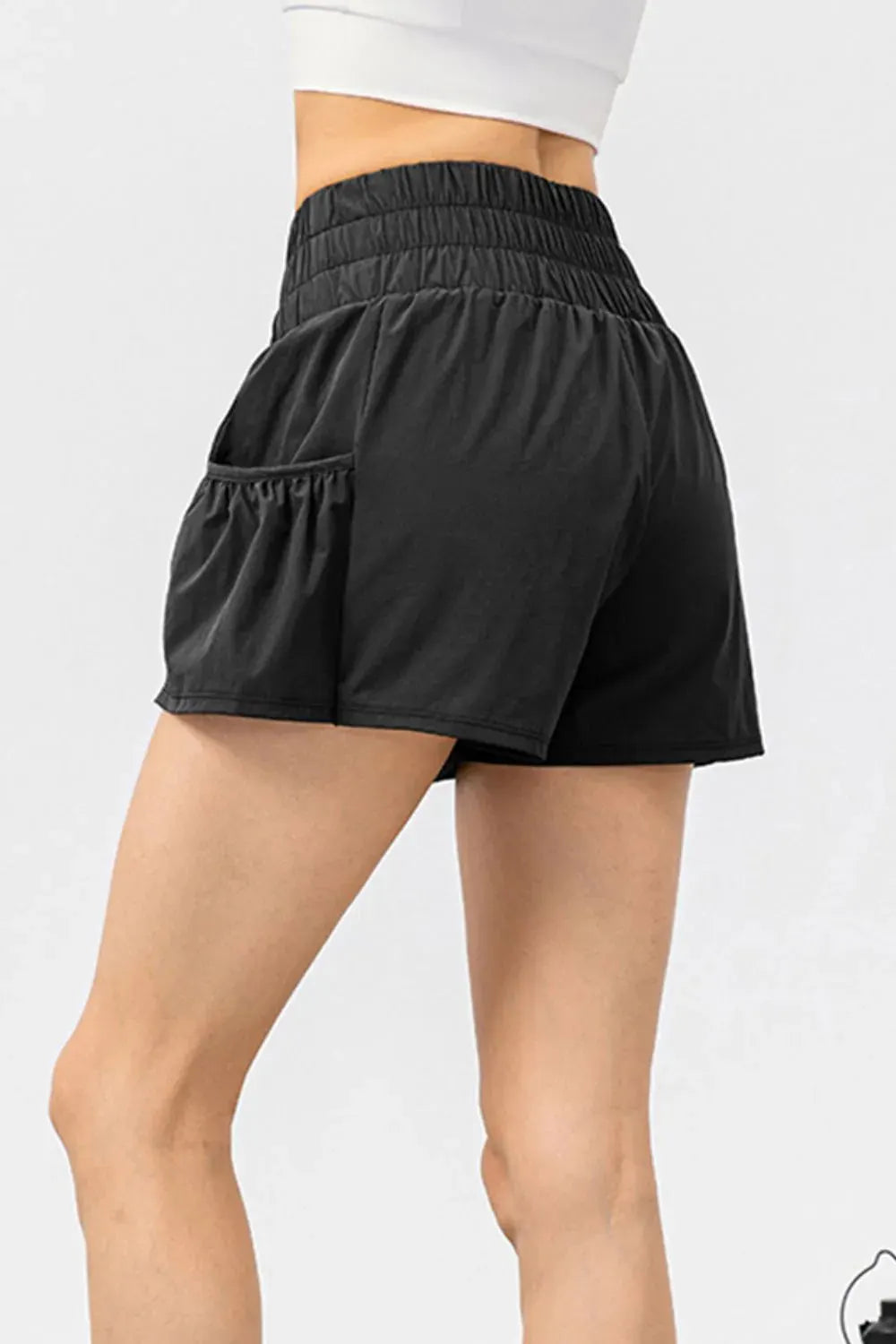 Elastic Waist Pocketed Active Shorts by Partner Label