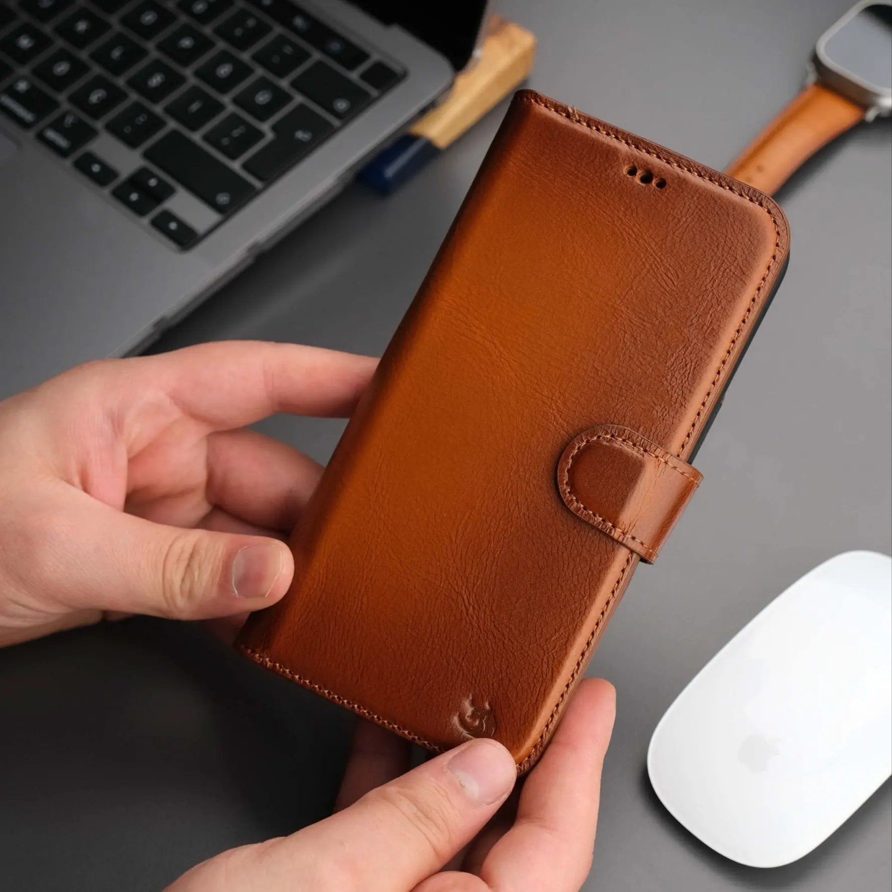 Casper iPhone 16 Plus Wallet Case Leather MagSafe by TORONATA