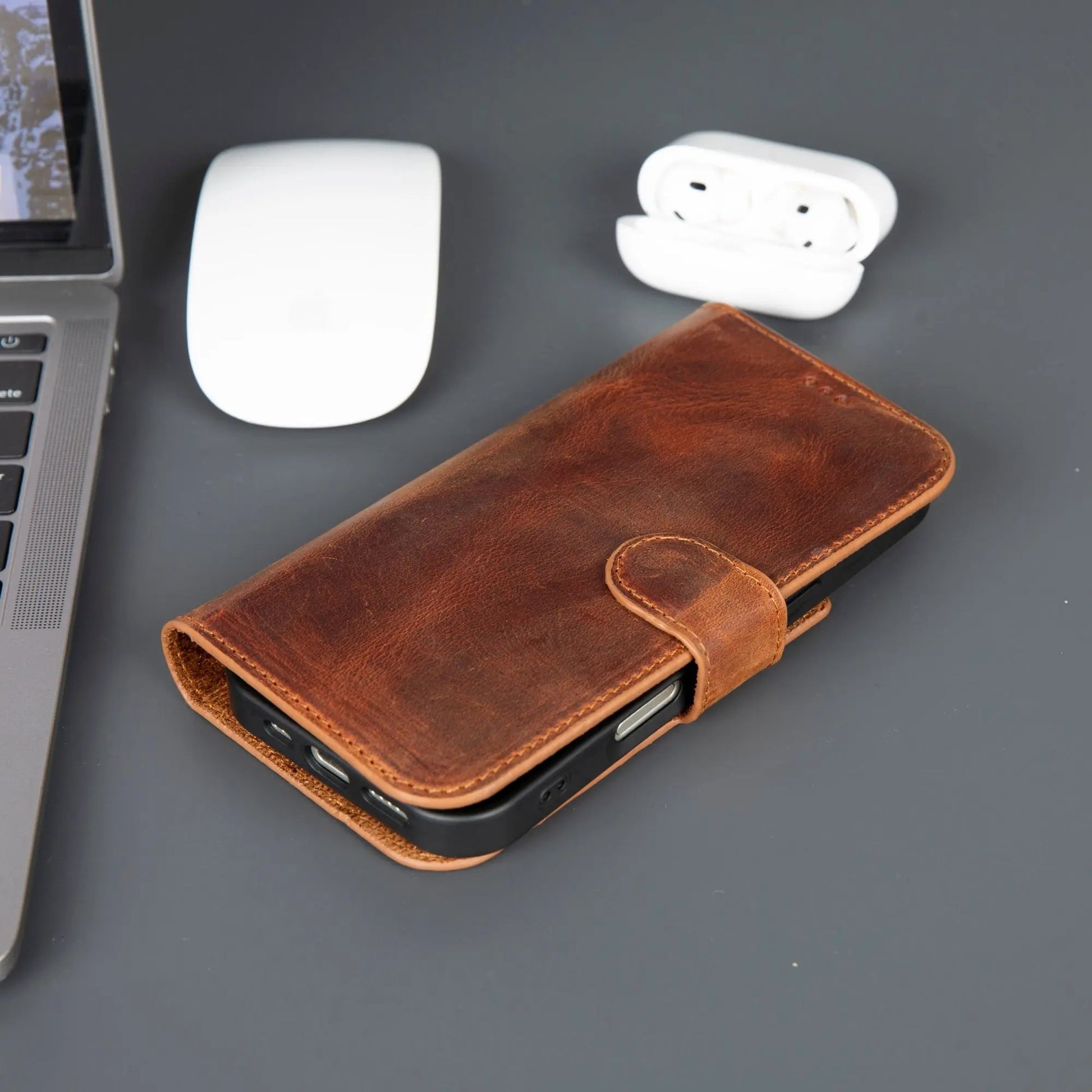 Casper iPhone 17 Leather Wallet Case – MagSafe Compatible by TORONATA