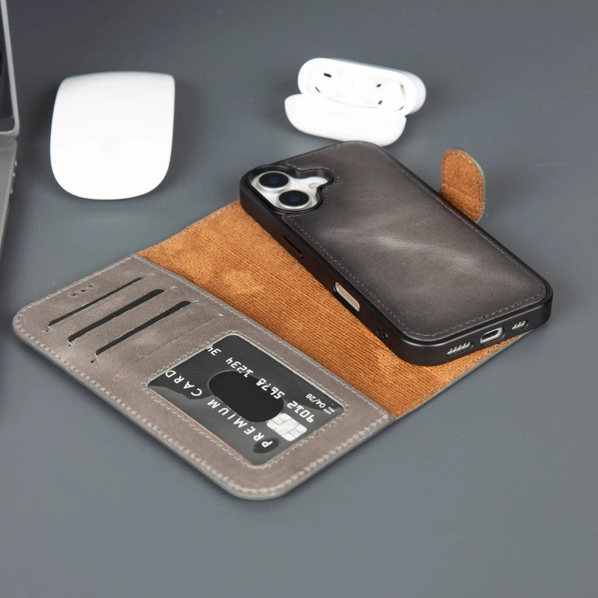 Casper iPhone 17 Leather Wallet Case – MagSafe Compatible by TORONATA