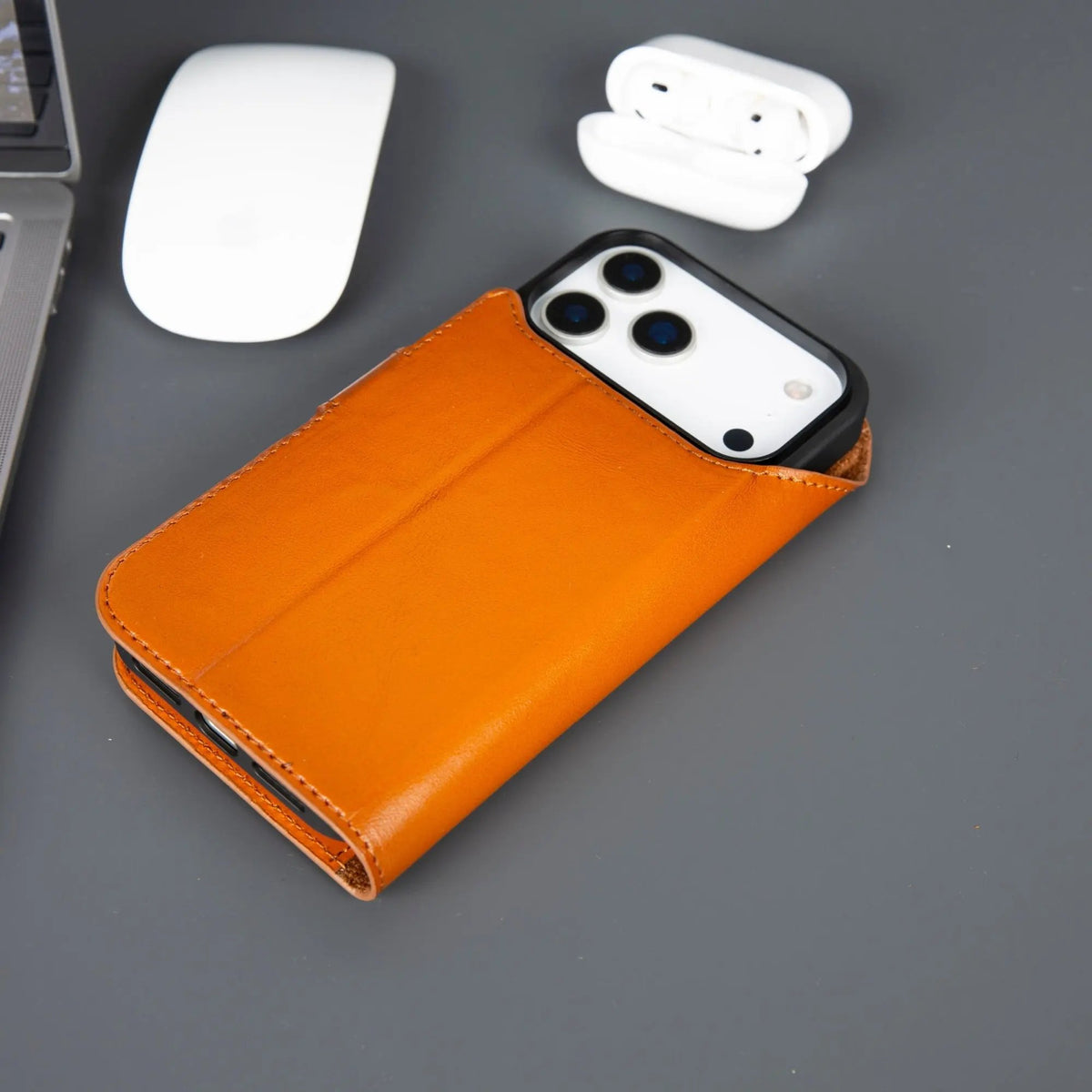 Casper iPhone 17 Pro Leather Wallet Case – MagSafe Compatible by TORONATA