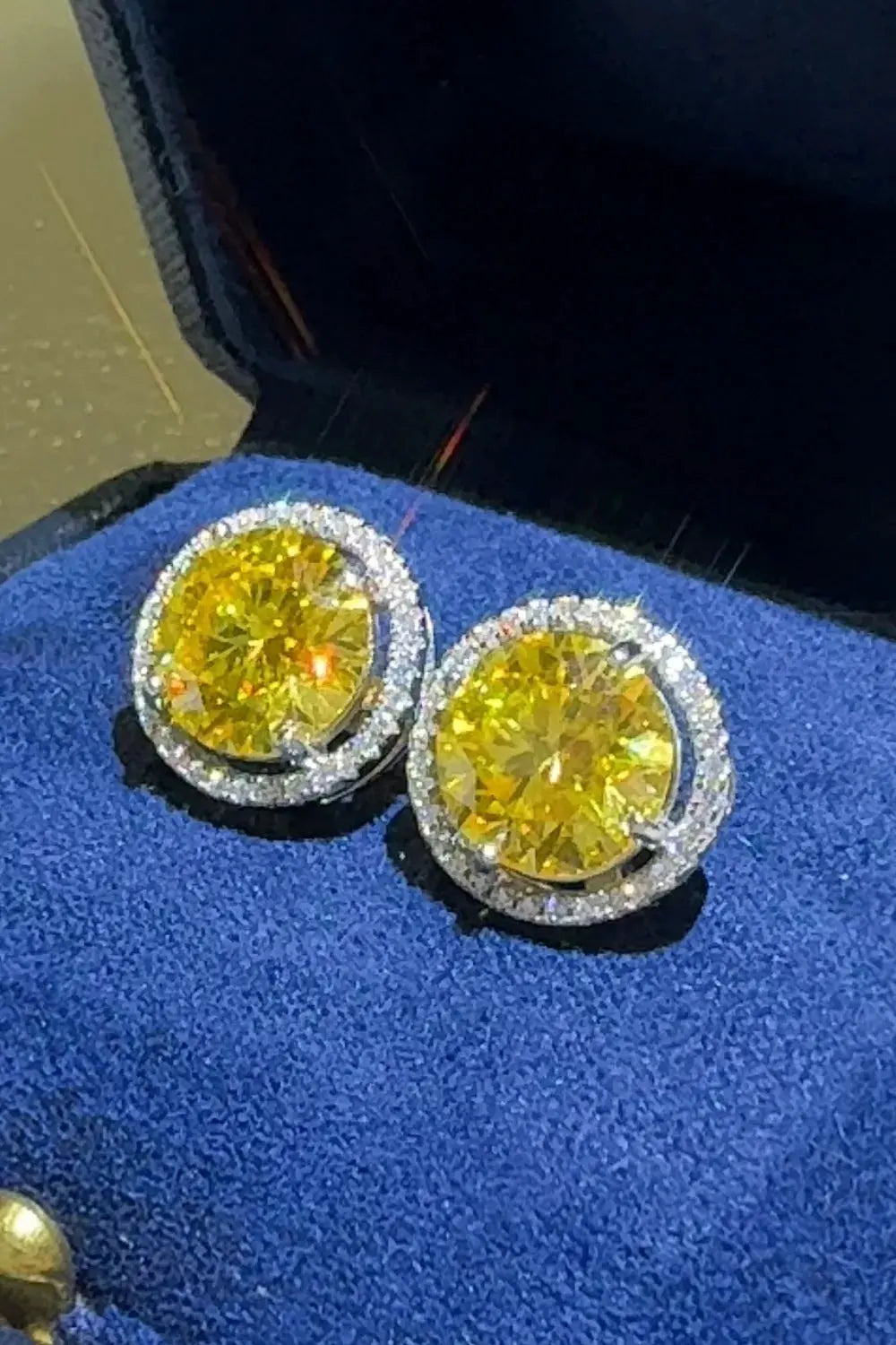 4 Carat Moissanite 925 Sterling Silver Earrings by Partner Label
