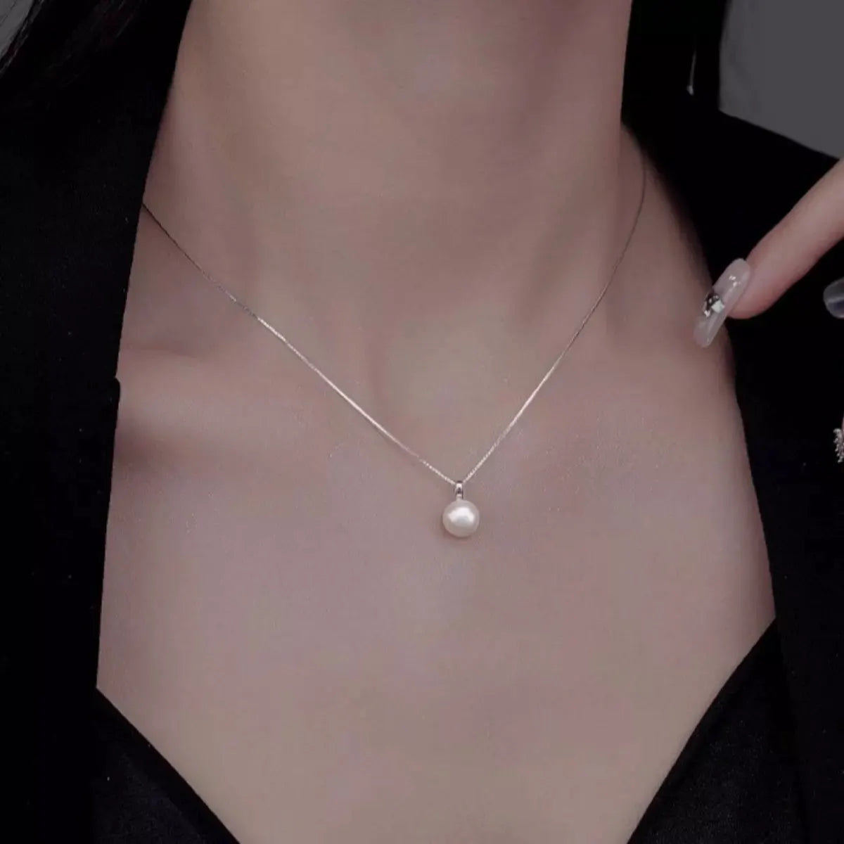 925 Sterling Silver Pearl Necklace by Partner Labels