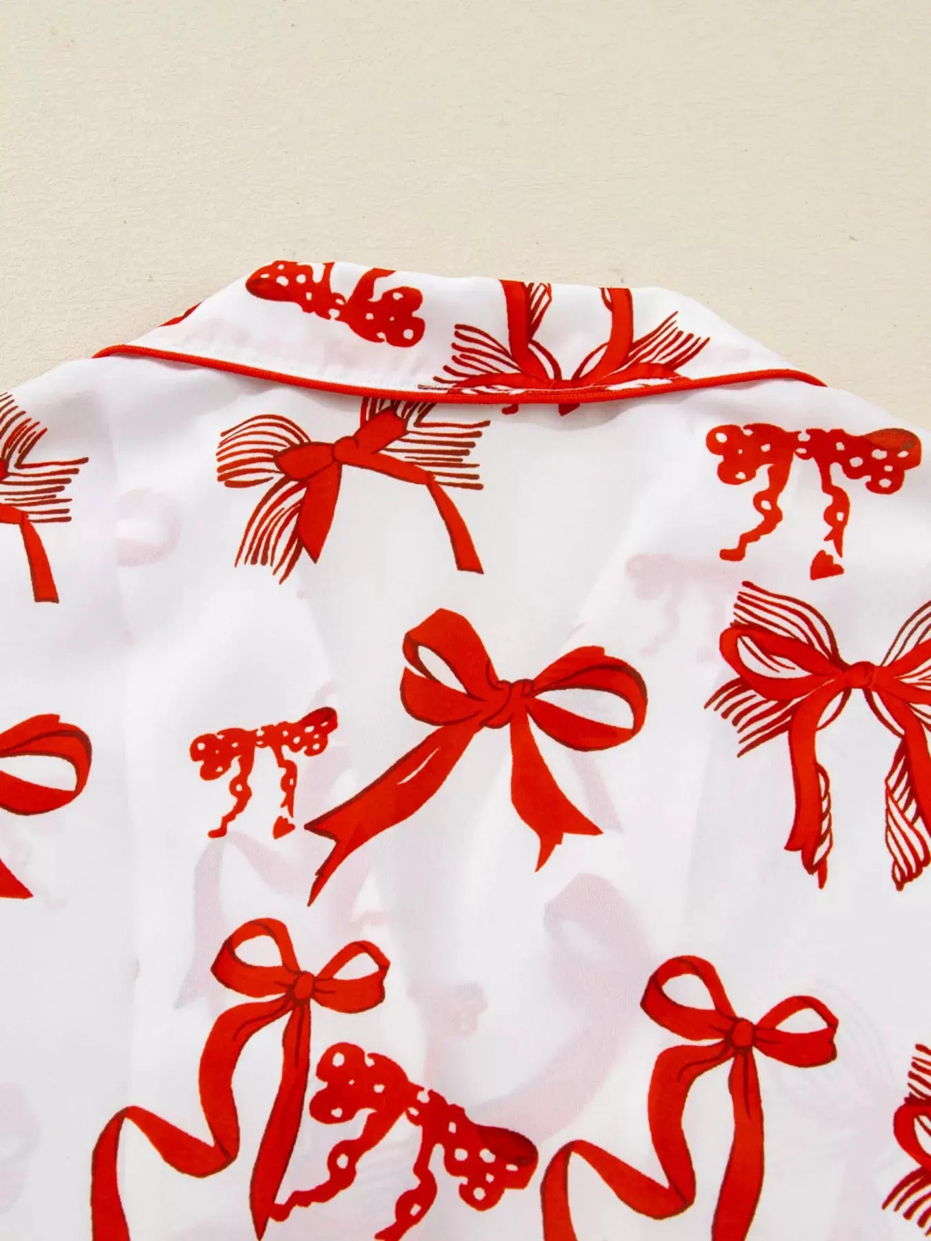 Christmas Bow Print Top and Pants 2pcs Pajama Set by Partner Label