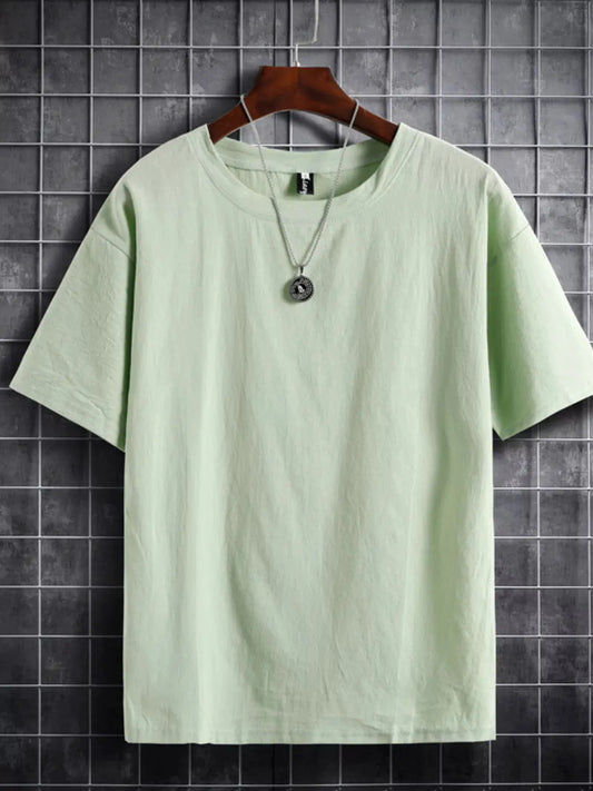 Men's Plus Size Solid Color Short Sleeve T-Shirt by Trendsi