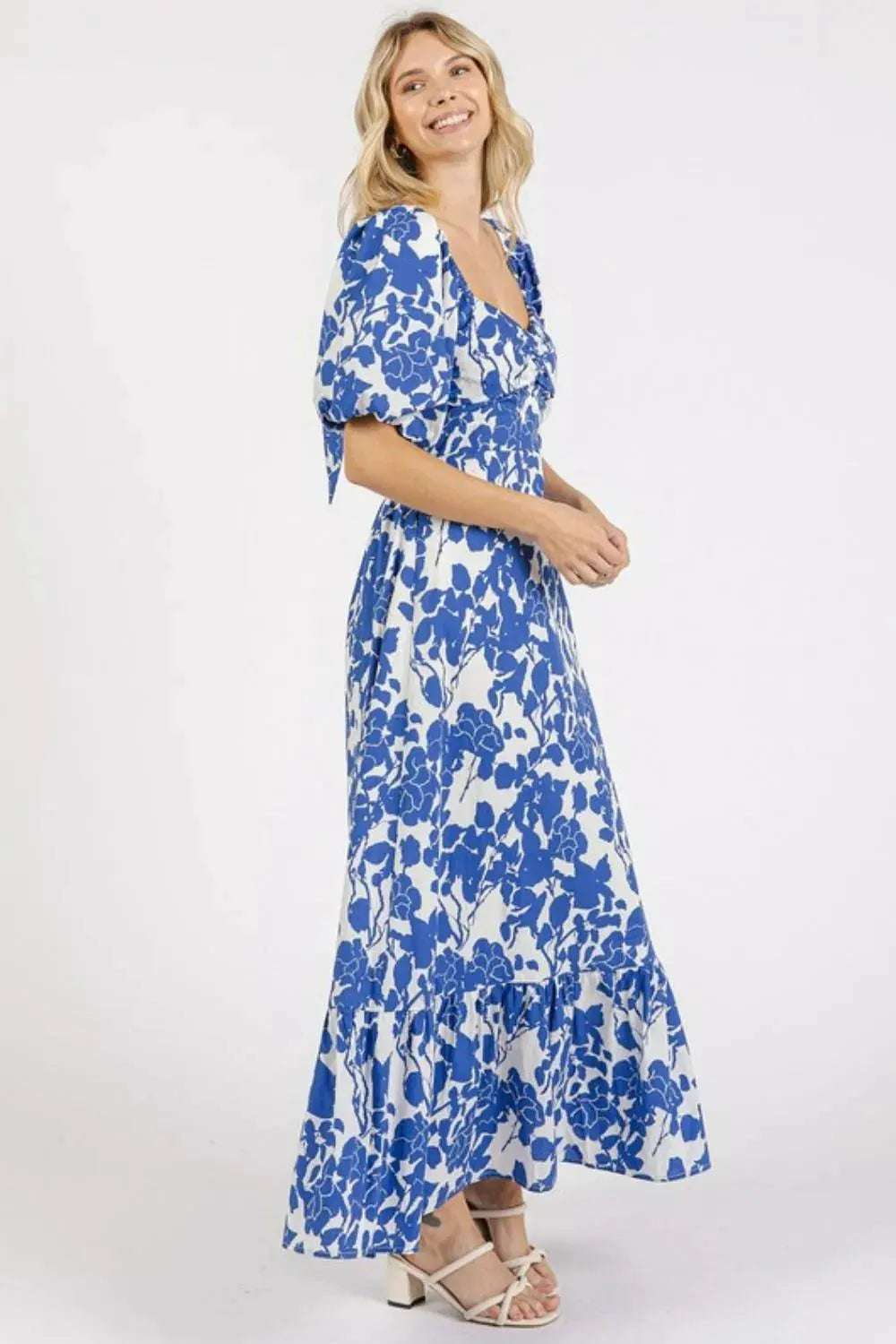 Mittoshop Cutout Back Floral Sweetheart Neck Puff Sleeve Dress by Mittoshop
