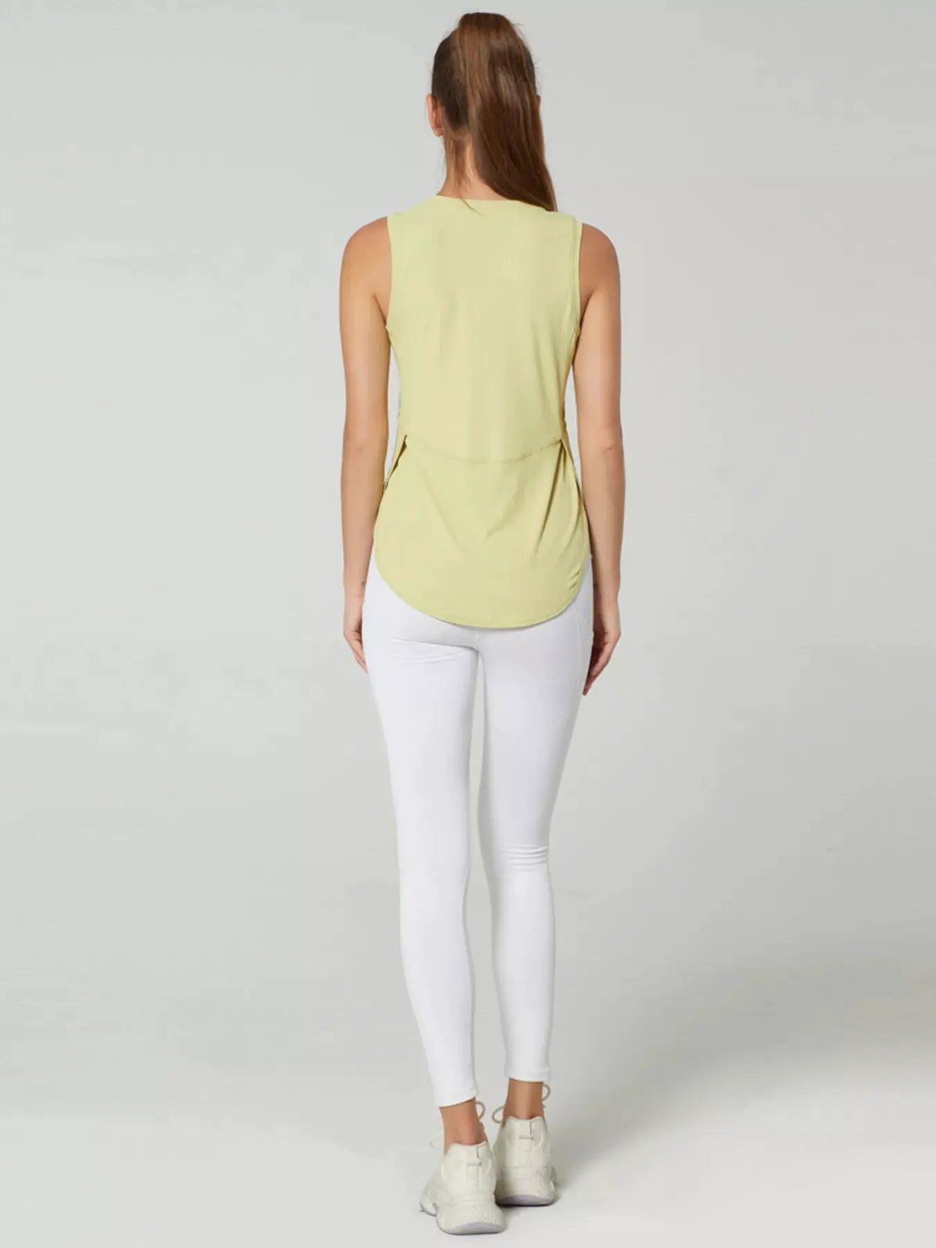 Lightweight Ribbed Active Tank by Trendsi
