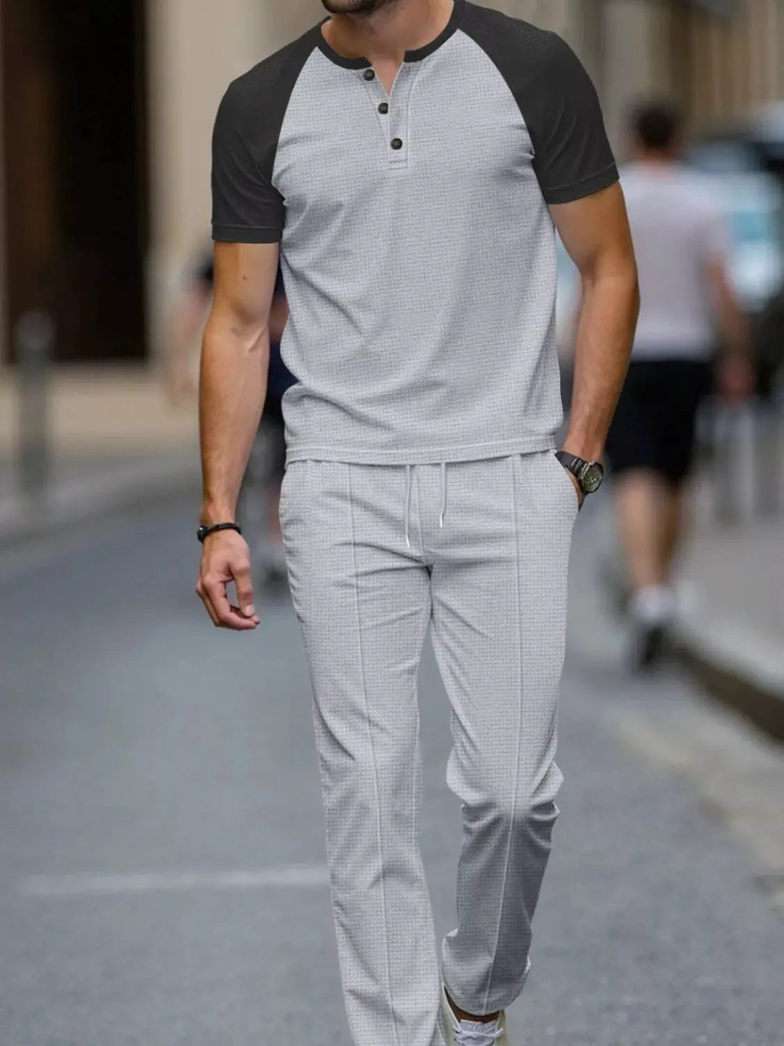 Men's Full Size Casual Two-Tone Raglan Sleeve Tee and Pants Set Plus Size by Trendsi