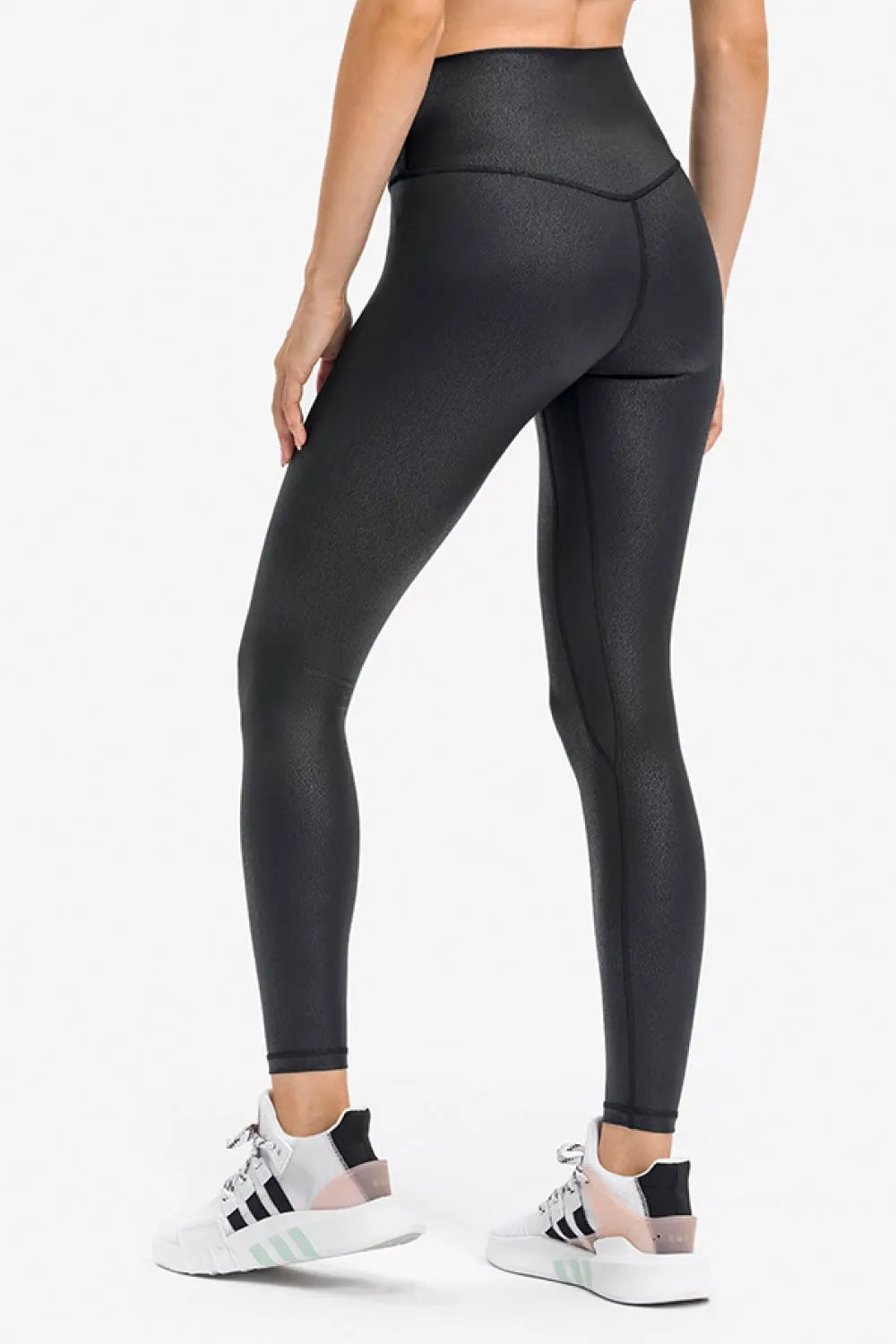Millennia Invisible Pocket Sports Leggings by Millennia