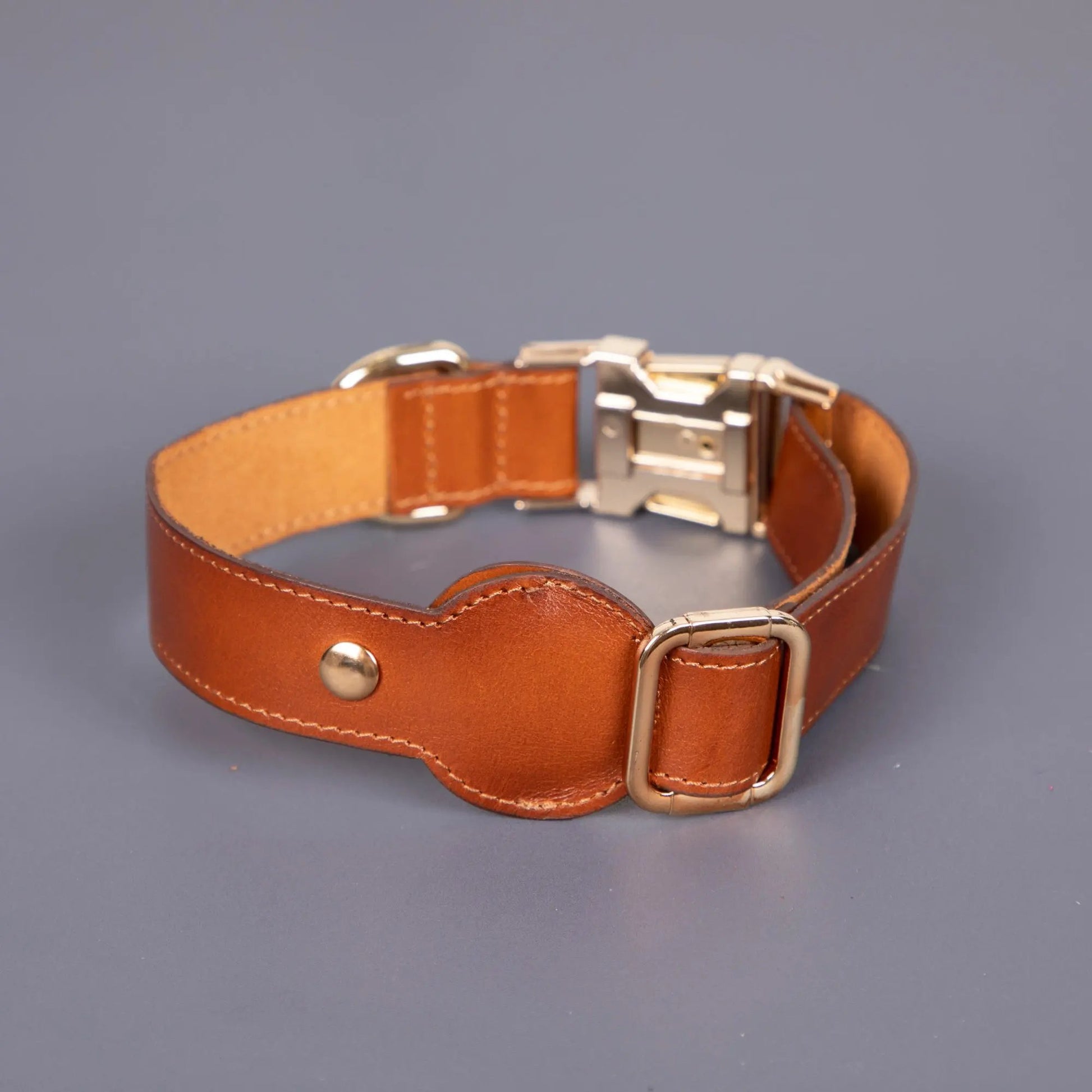 Charlotte Handcrafted Calfskin Leather Dog Collar - Compatible with AirTag by TORONATA
