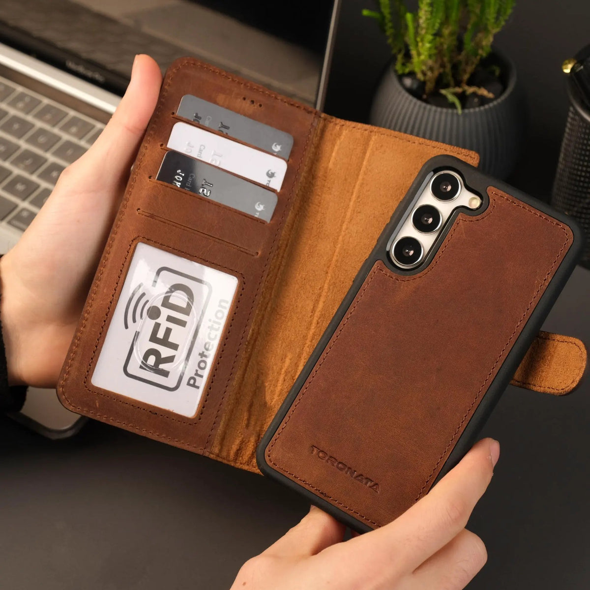 Leather Samsung Galaxy S25 Plus Wallet Case | Buffalo by TORONATA